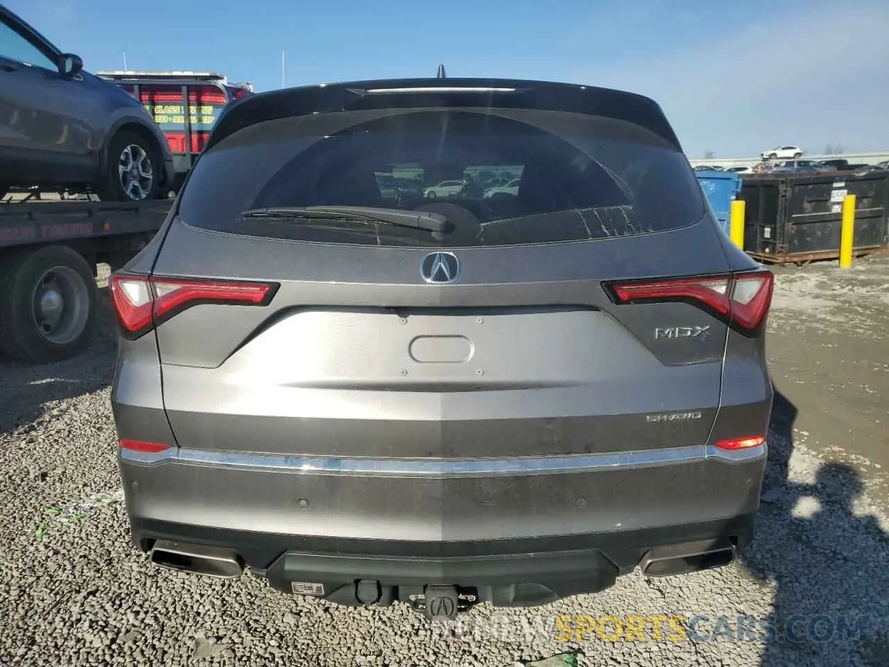 6 Photograph of a damaged car 5J8YE1H88NL003790 ACURA MDX 2022