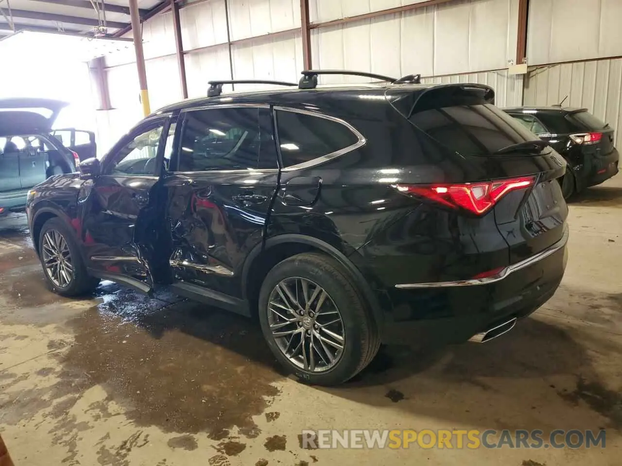 2 Photograph of a damaged car 5J8YE1H88NL018502 ACURA MDX 2022