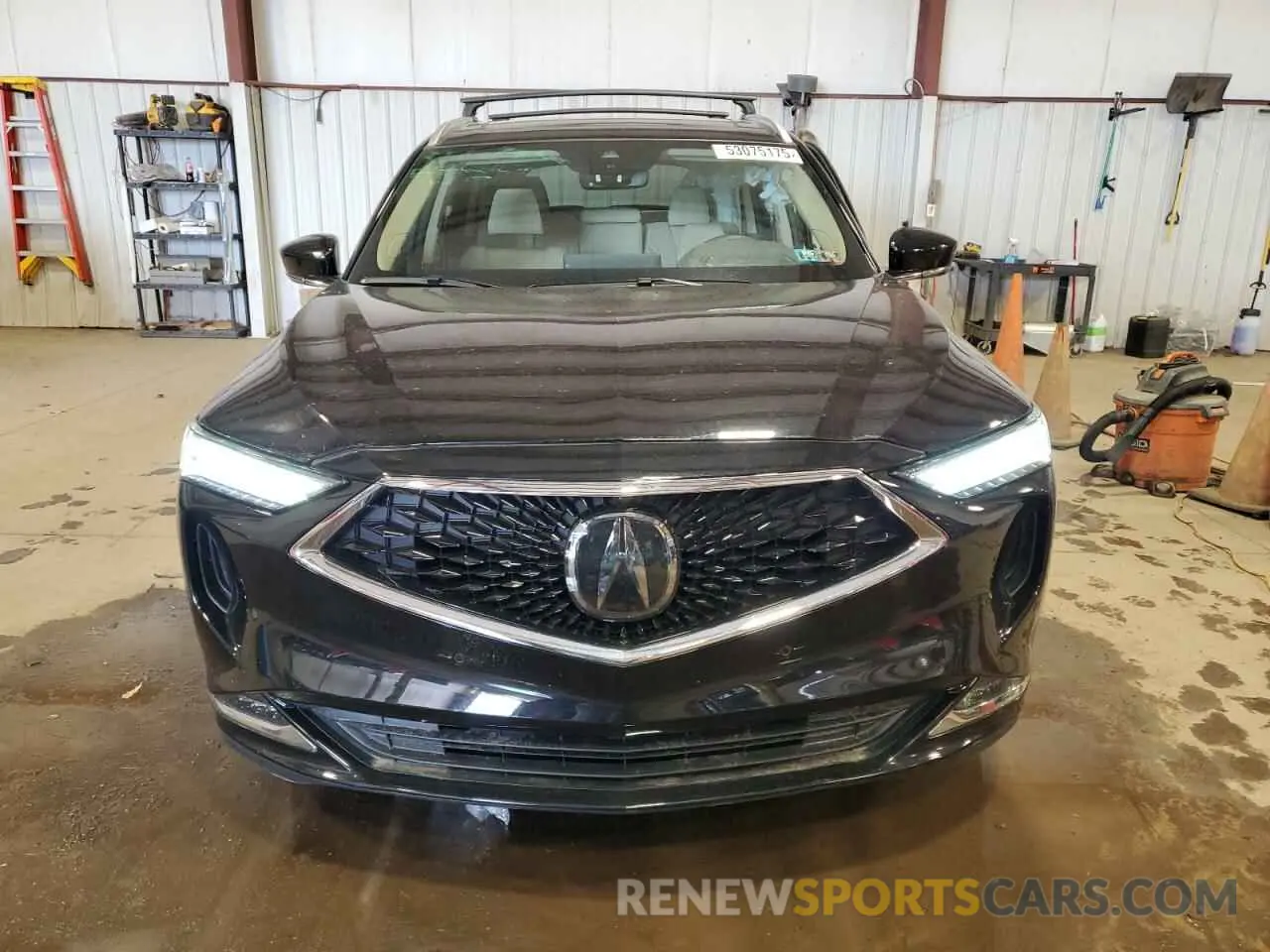 5 Photograph of a damaged car 5J8YE1H88NL018502 ACURA MDX 2022