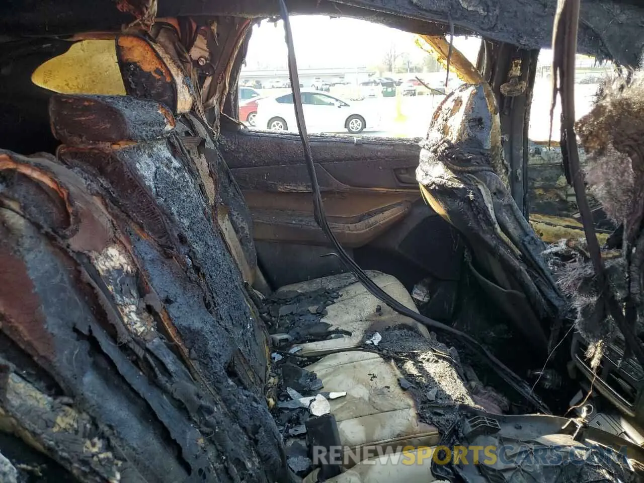 11 Photograph of a damaged car 5J8YE1H8XNL000129 ACURA MDX 2022