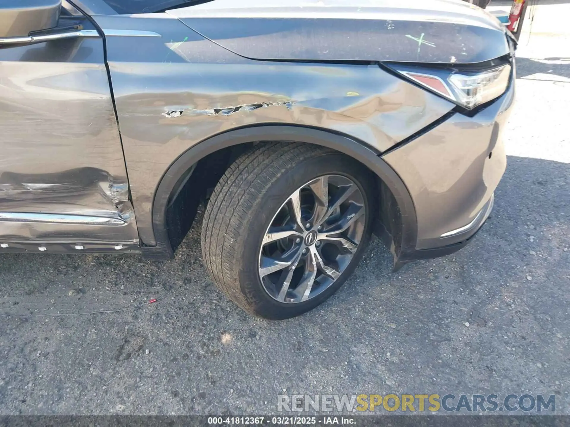 18 Photograph of a damaged car 5J8YD9H45PL006079 ACURA MDX 2023