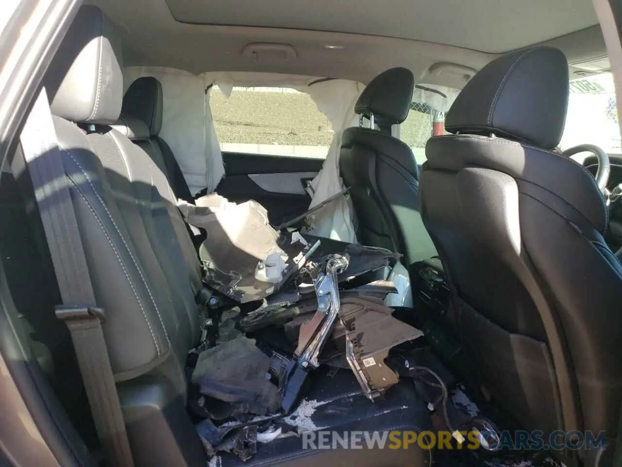 11 Photograph of a damaged car 5J8YD9H47PL007508 ACURA MDX 2023
