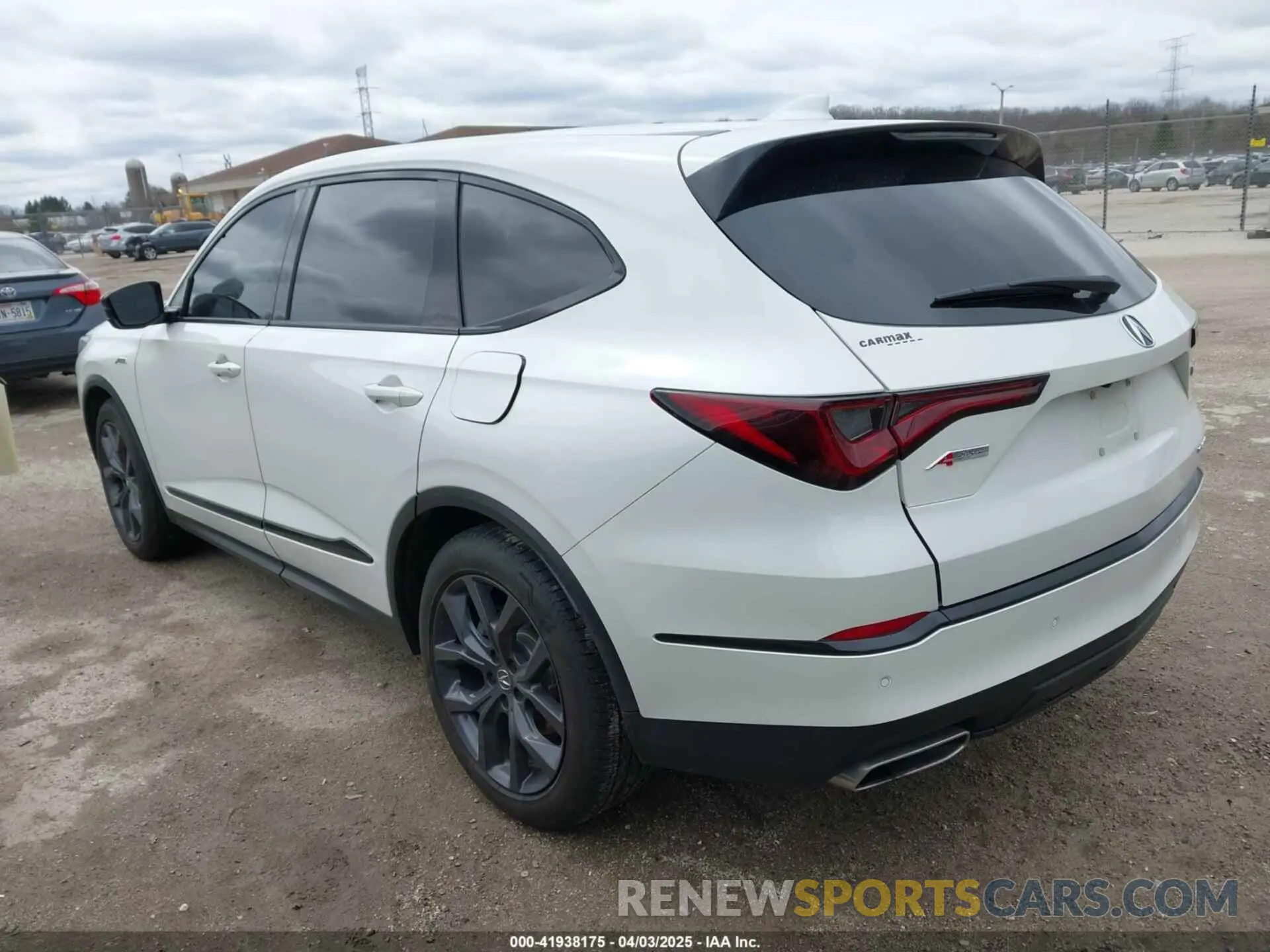 3 Photograph of a damaged car 5J8YE1H00PL030513 ACURA MDX 2023