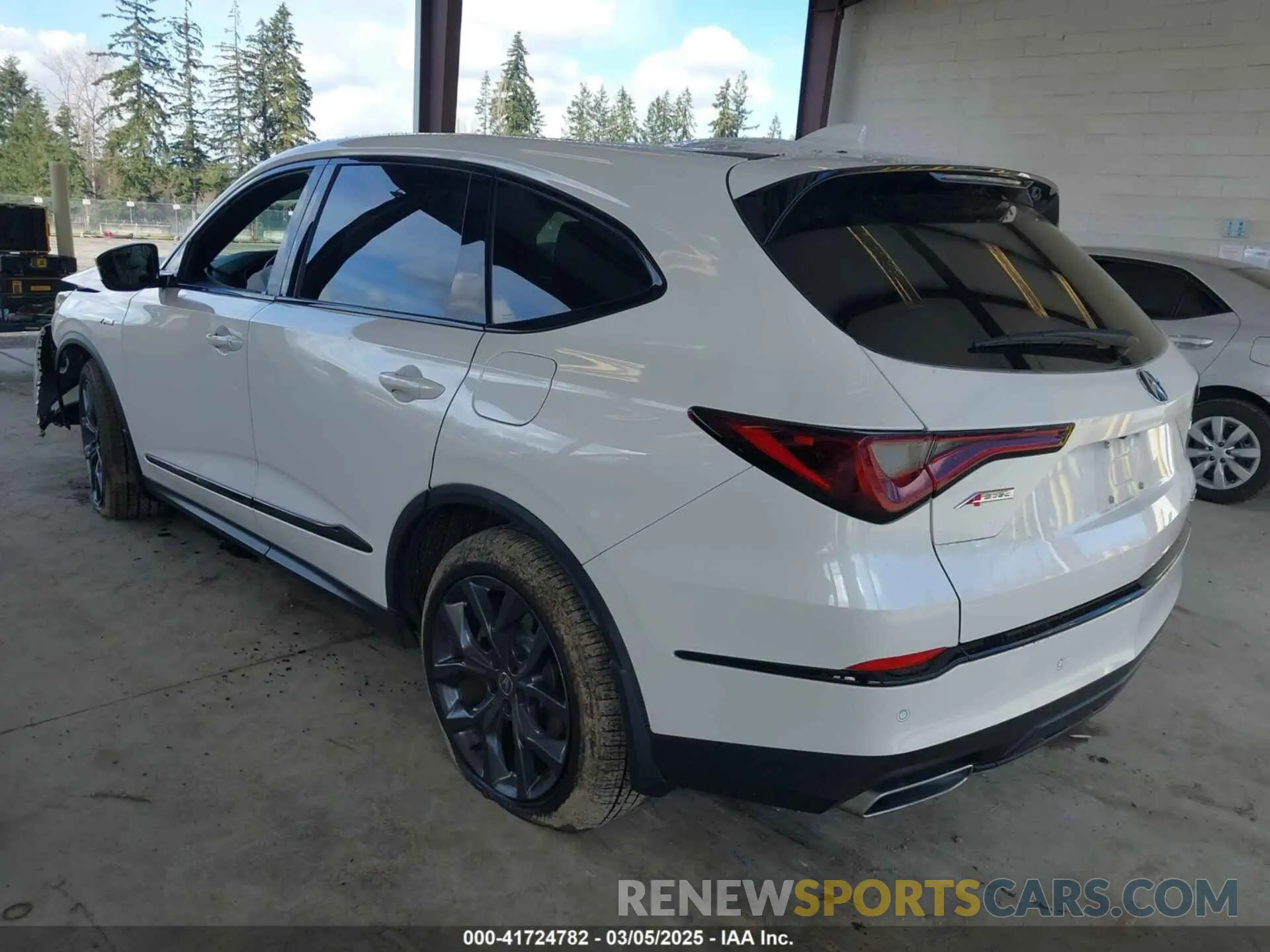 3 Photograph of a damaged car 5J8YE1H01PL030004 ACURA MDX 2023