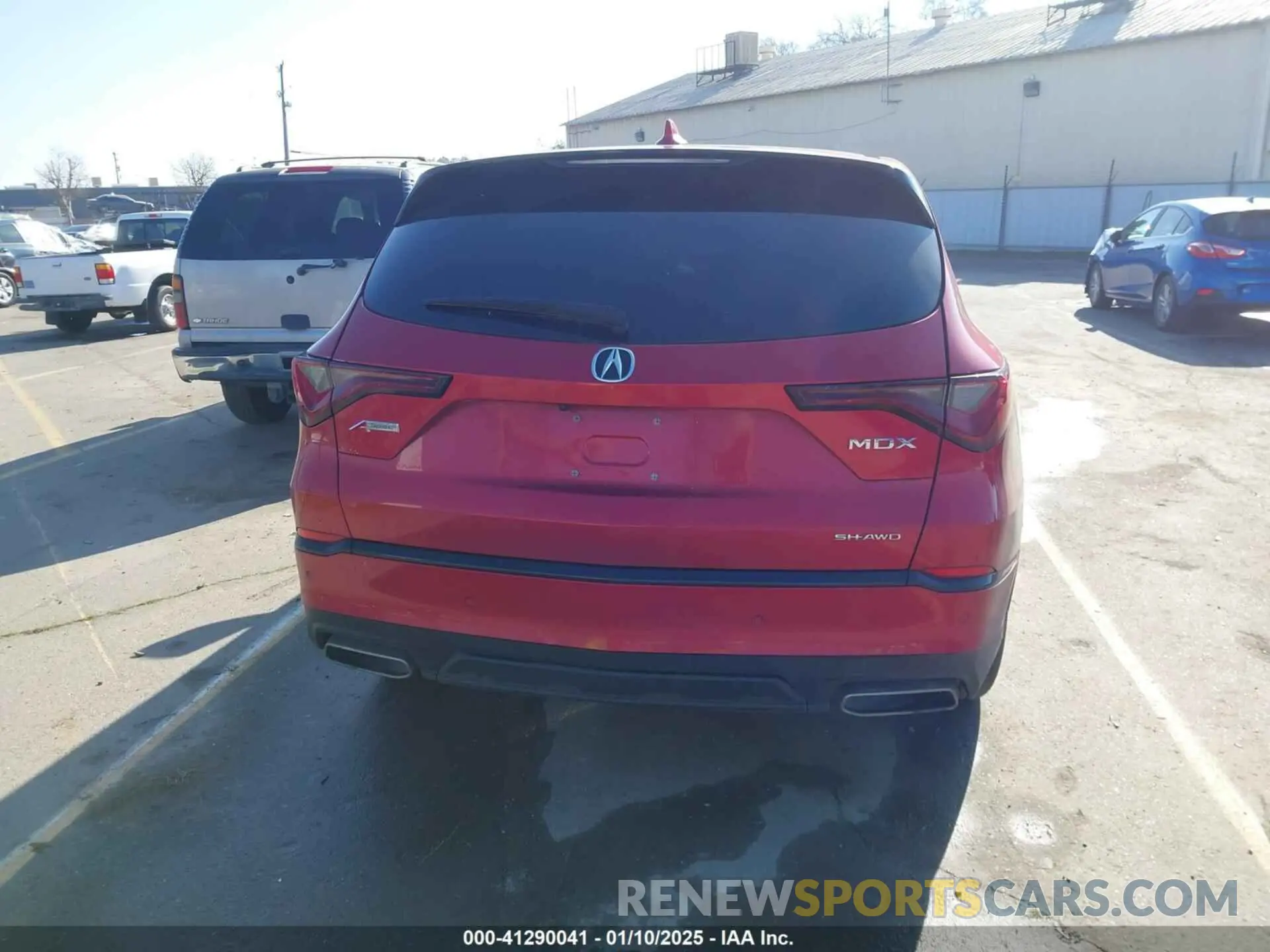 17 Photograph of a damaged car 5J8YE1H01PL030441 ACURA MDX 2023