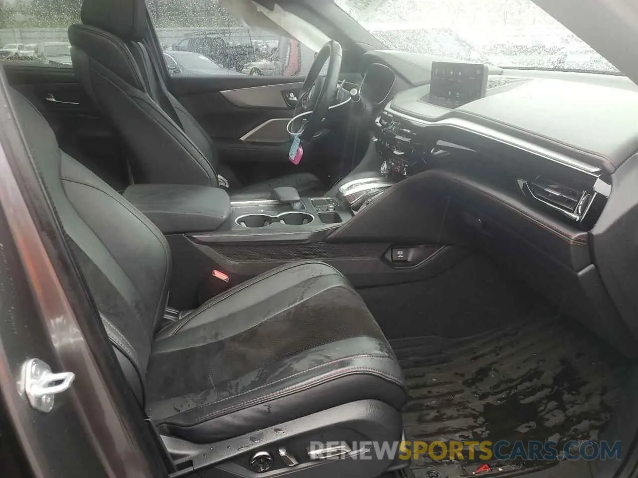 7 Photograph of a damaged car 5J8YE1H02PL026981 ACURA MDX 2023