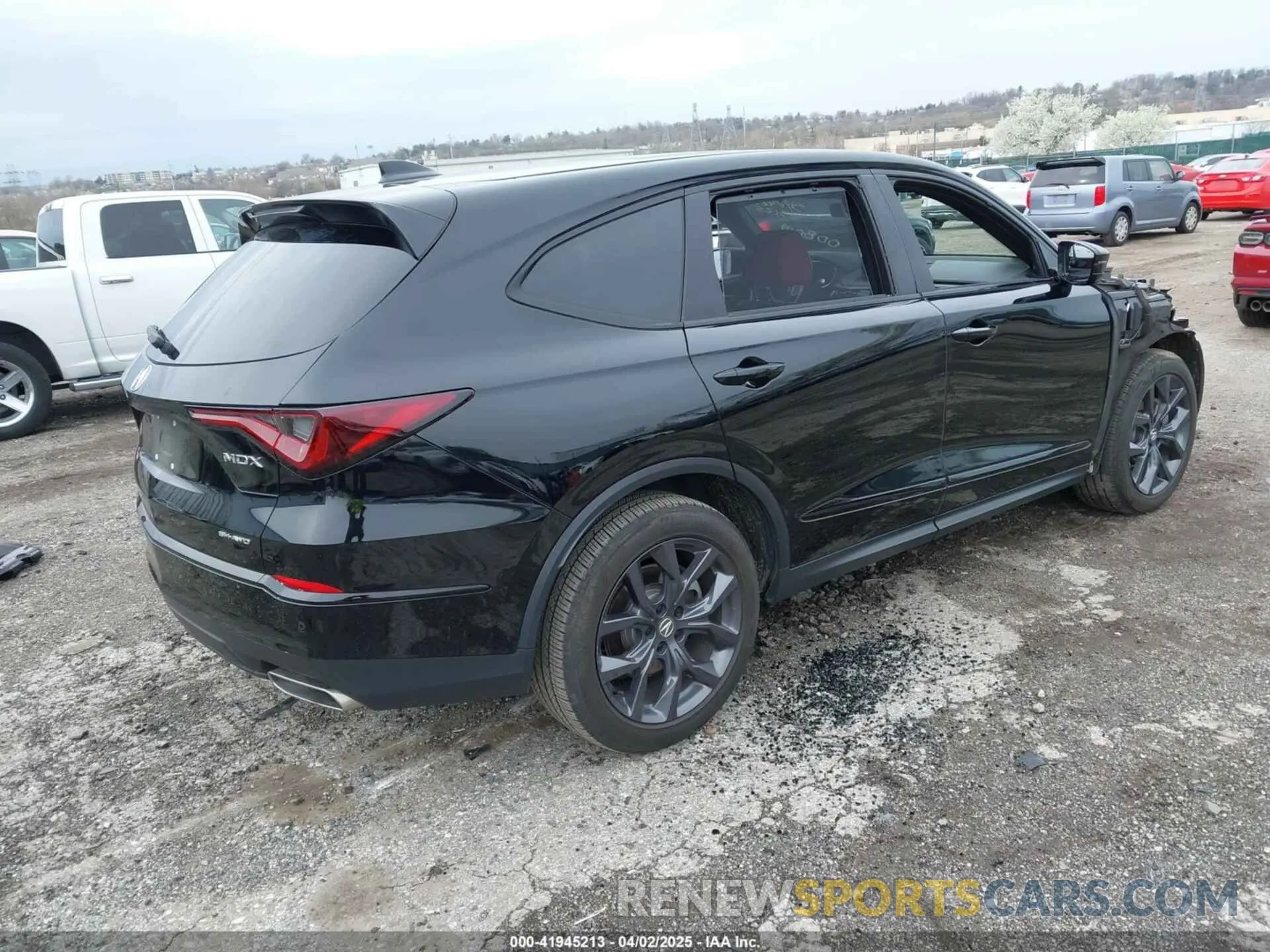 4 Photograph of a damaged car 5J8YE1H03PL008019 ACURA MDX 2023