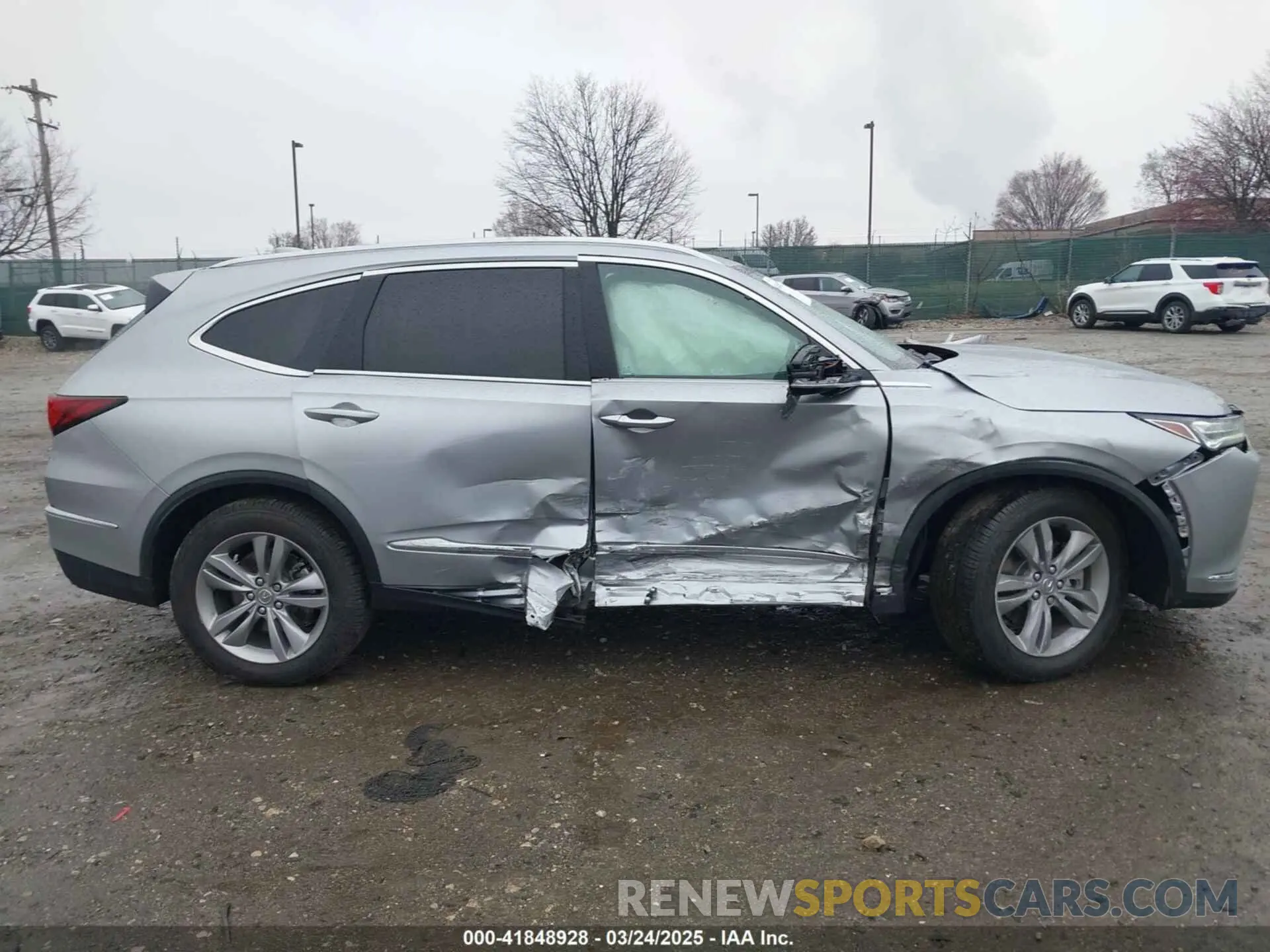 13 Photograph of a damaged car 5J8YE1H34PL003499 ACURA MDX 2023