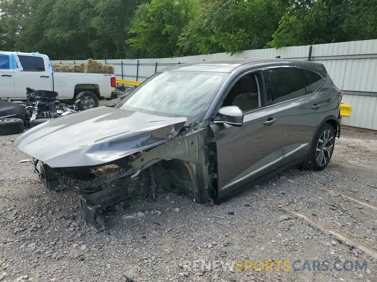 1 Photograph of a damaged car 5J8YE1H45PL003309 ACURA MDX 2023