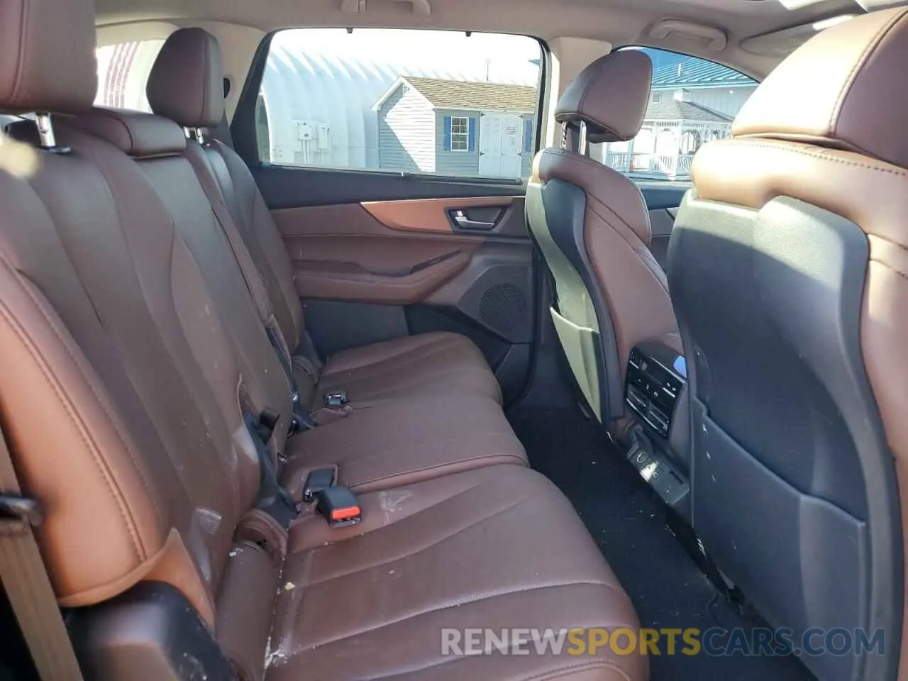 11 Photograph of a damaged car 5J8YE1H46PL019549 ACURA MDX 2023