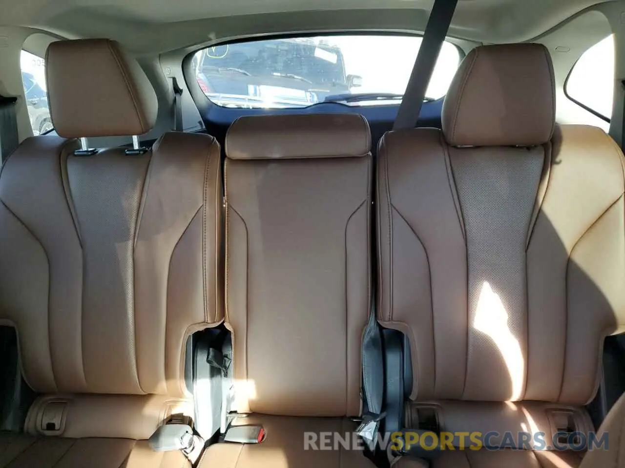 10 Photograph of a damaged car 5J8YE1H48PL028477 ACURA MDX 2023