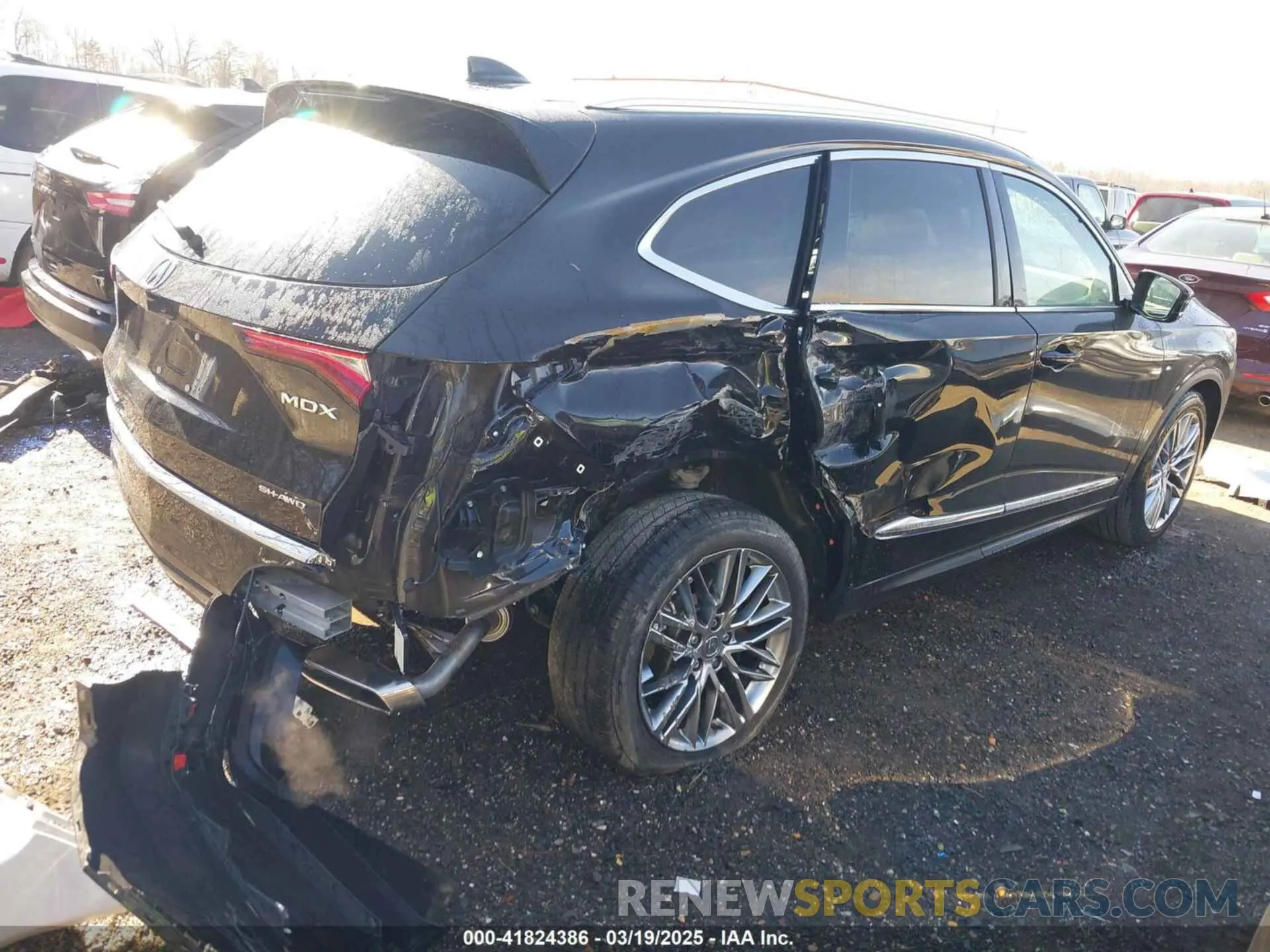4 Photograph of a damaged car 5J8YE1H84PL014255 ACURA MDX 2023