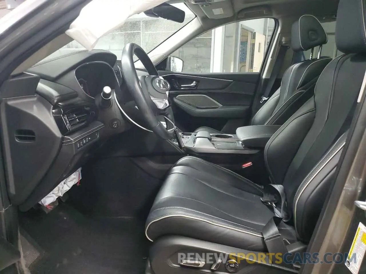 7 Photograph of a damaged car 5J8YE1H84PL024056 ACURA MDX 2023