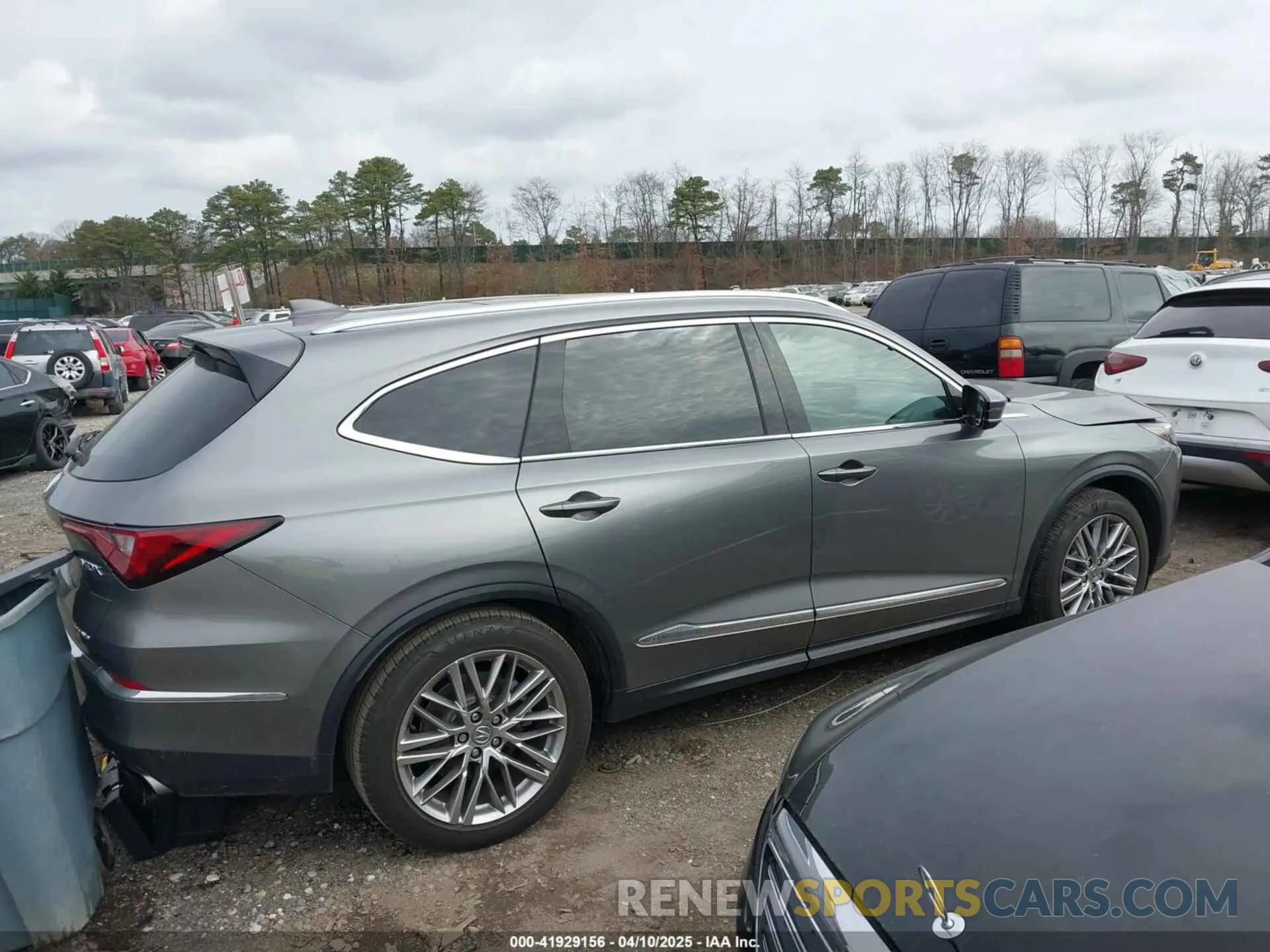 13 Photograph of a damaged car 5J8YE1H84PL028270 ACURA MDX 2023