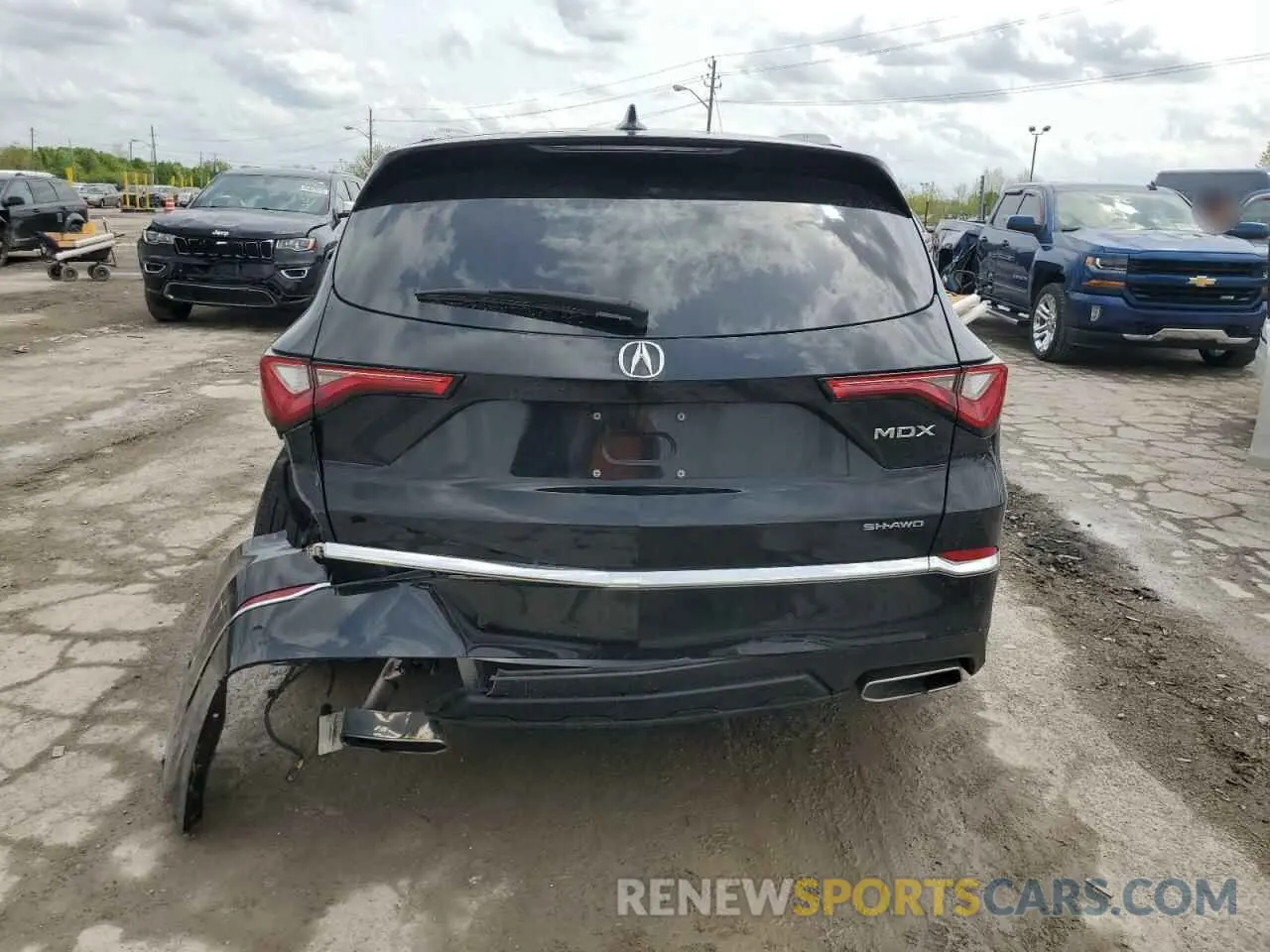 6 Photograph of a damaged car 5J8YE1H87PL022995 ACURA MDX 2023