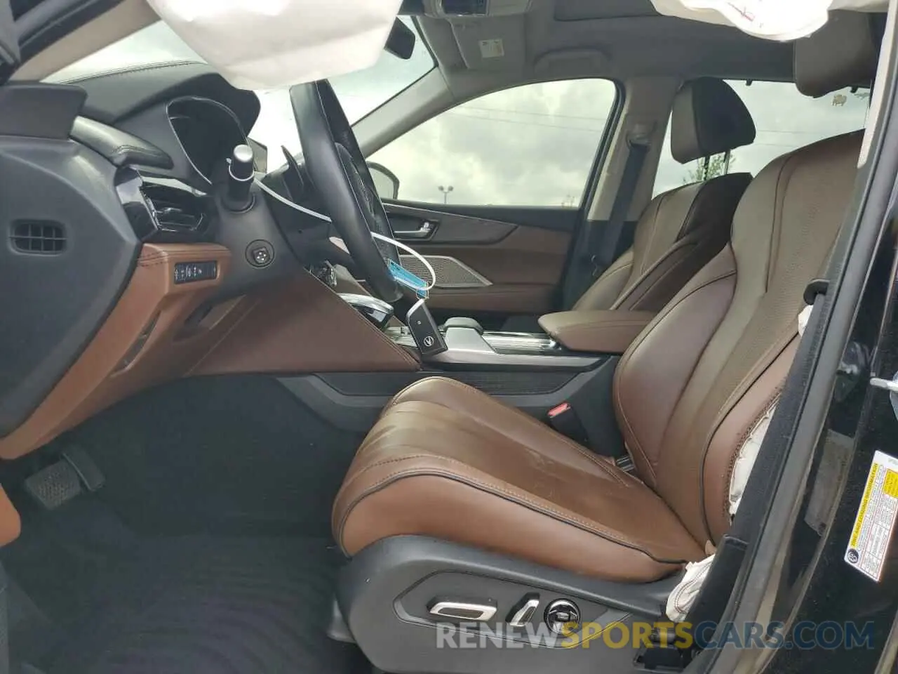 7 Photograph of a damaged car 5J8YE1H87PL022995 ACURA MDX 2023