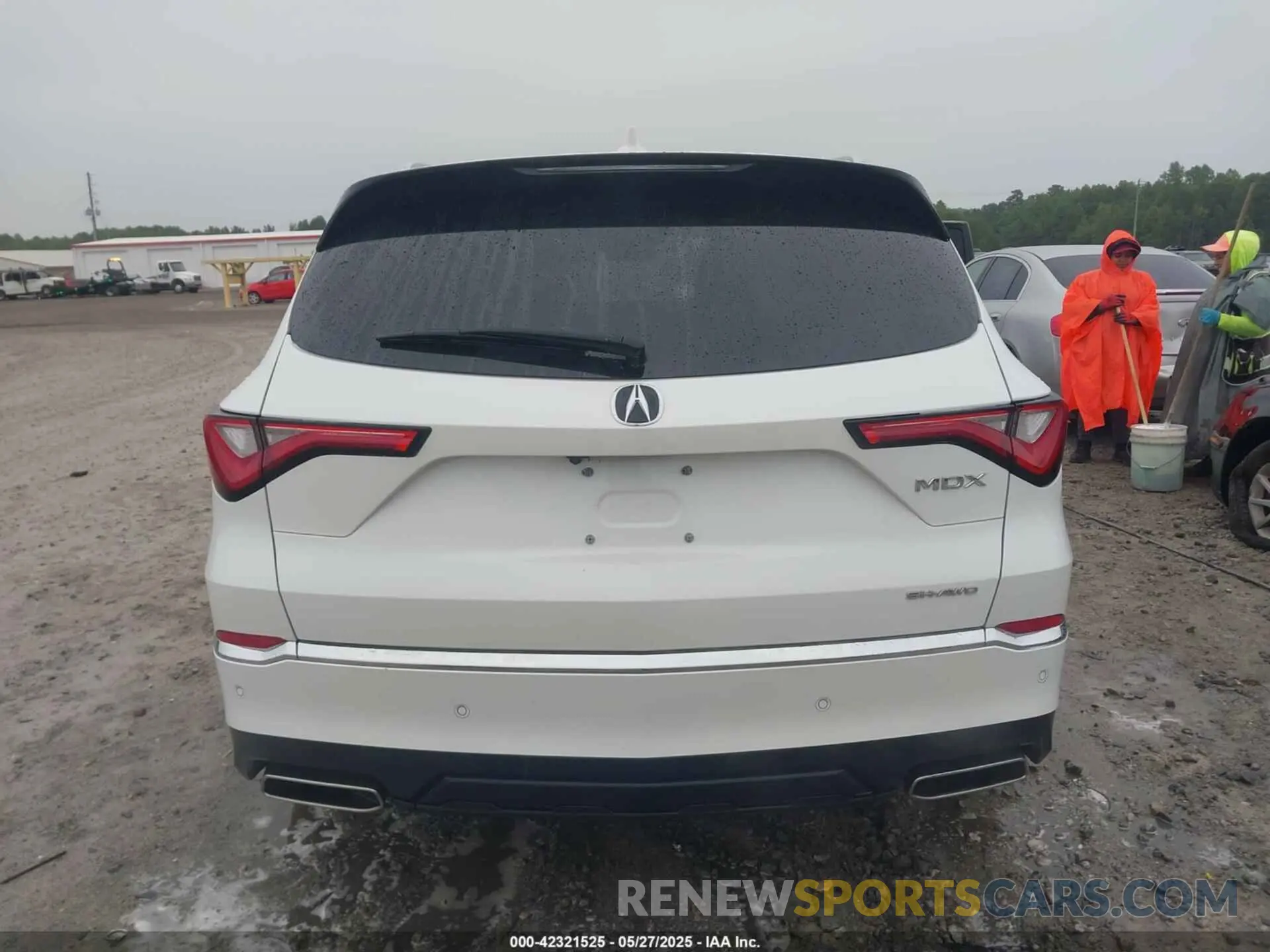 17 Photograph of a damaged car 5J8YE1H89PL011643 ACURA MDX 2023