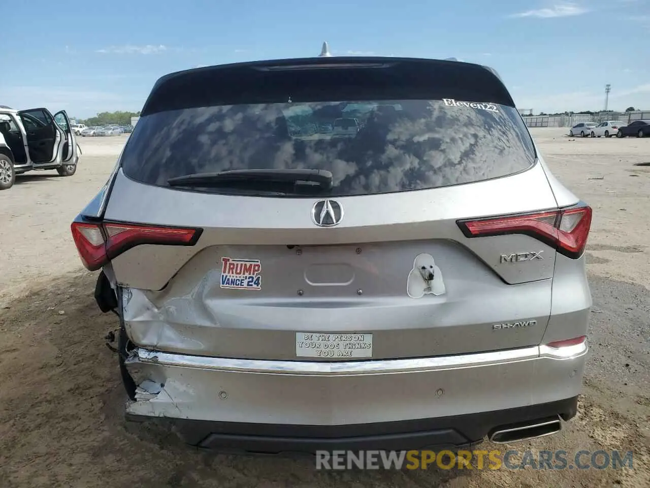 6 Photograph of a damaged car 5J8YE1H89PL036400 ACURA MDX 2023