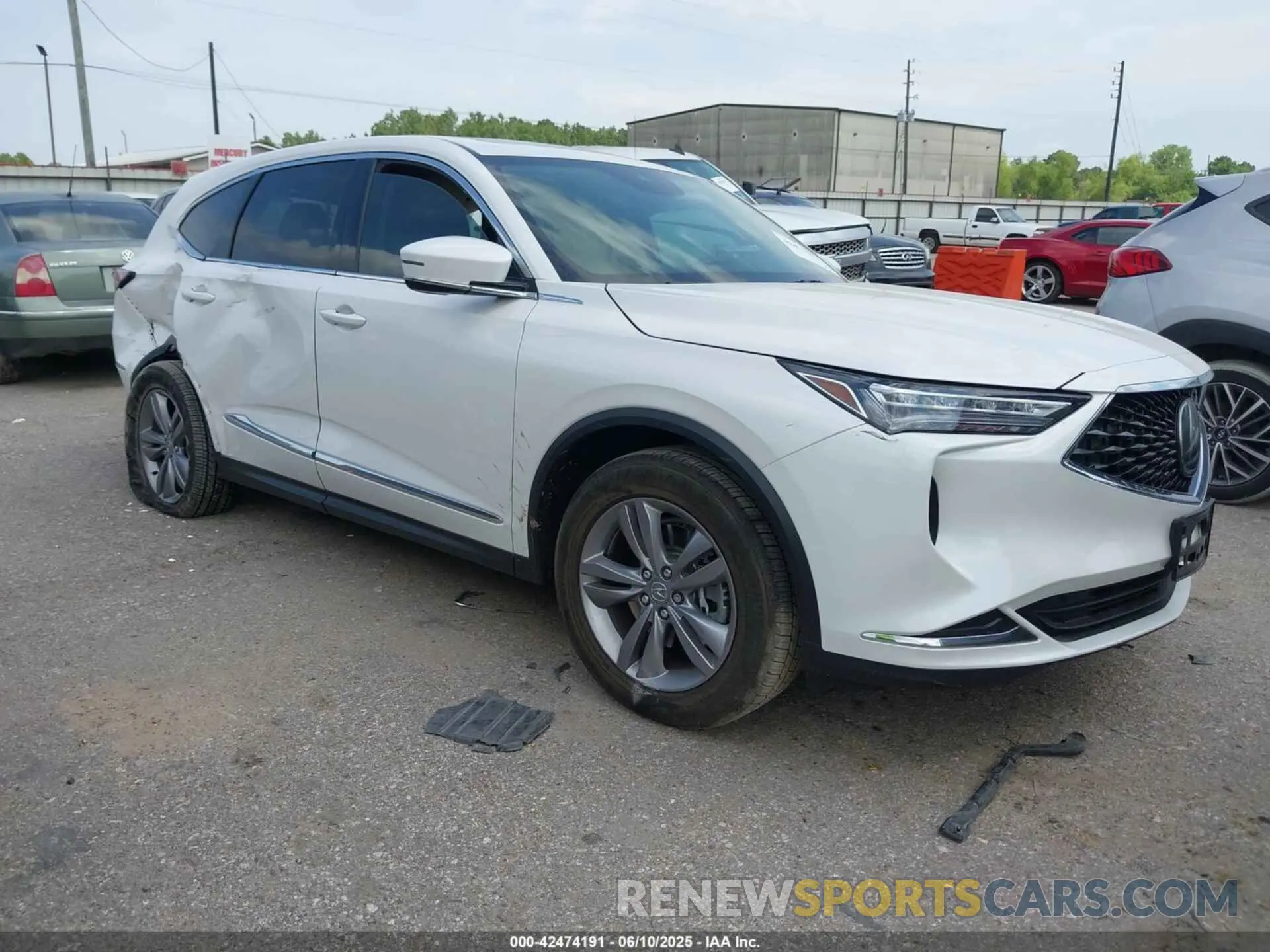 1 Photograph of a damaged car 5J8YD9H34RL005841 ACURA MDX 2024