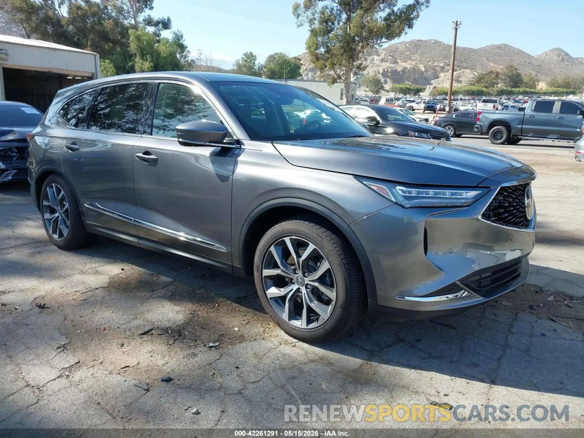 1 Photograph of a damaged car 5J8YD9H42RL005765 ACURA MDX 2024
