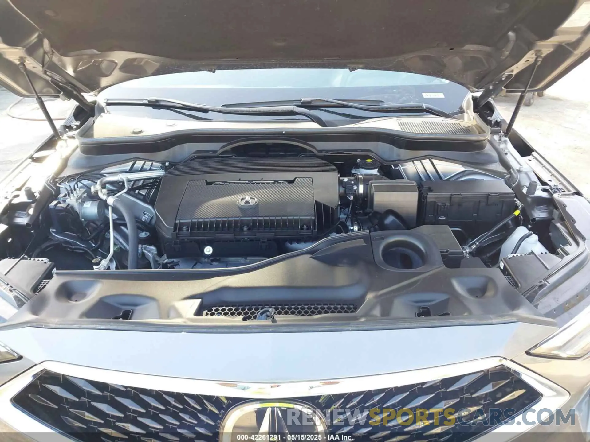 10 Photograph of a damaged car 5J8YD9H42RL005765 ACURA MDX 2024