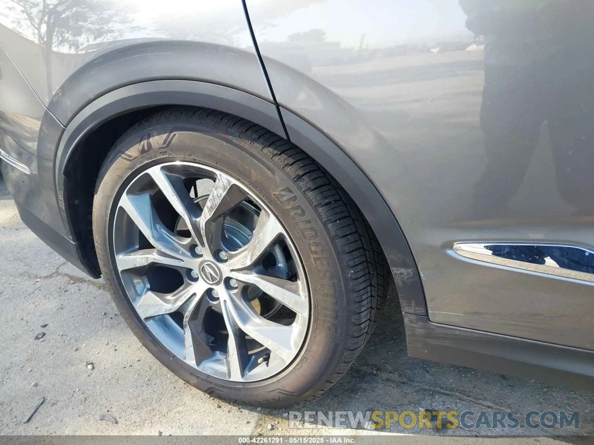 6 Photograph of a damaged car 5J8YD9H42RL005765 ACURA MDX 2024