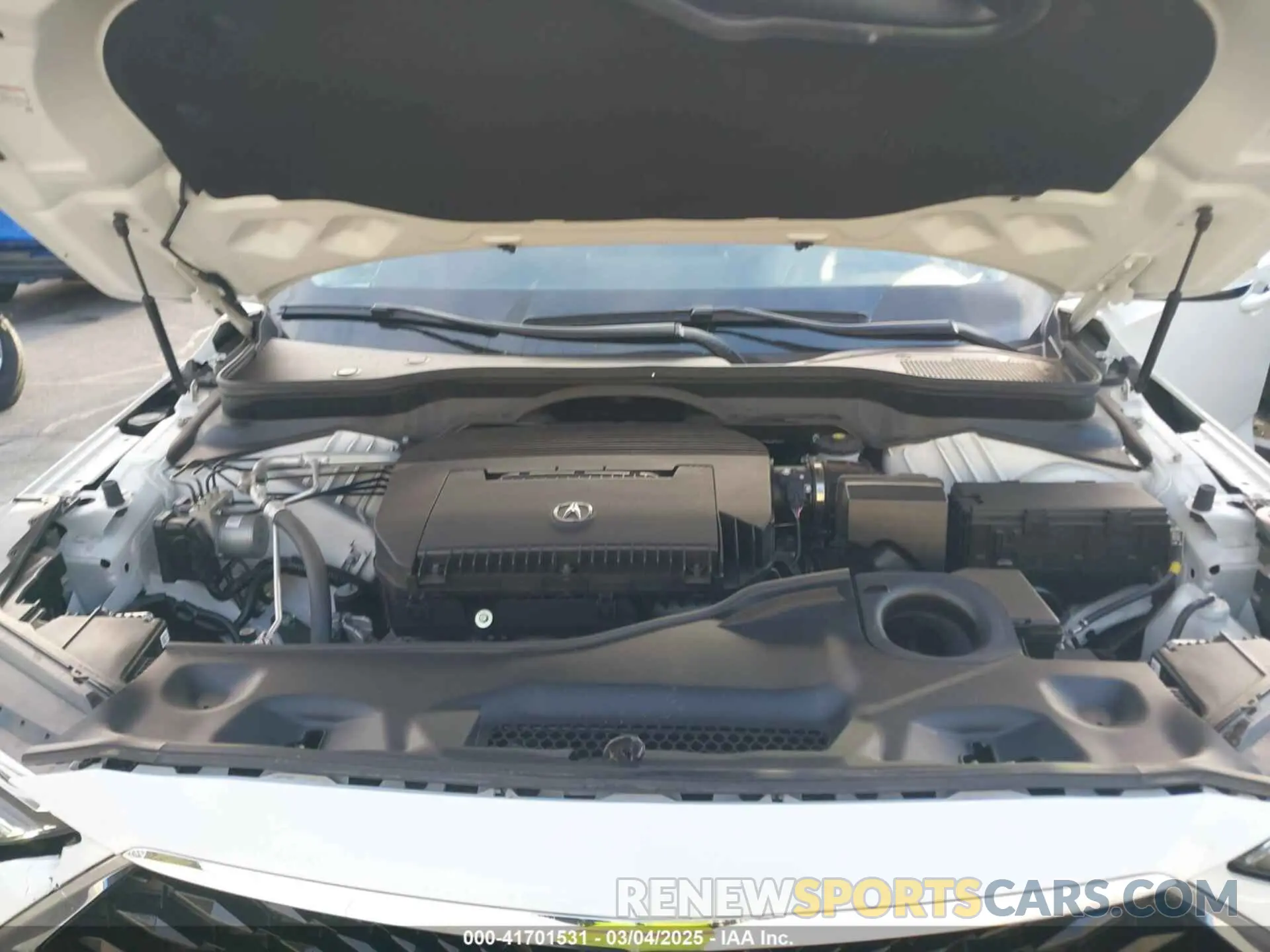 10 Photograph of a damaged car 5J8YD9H42RL007046 ACURA MDX 2024