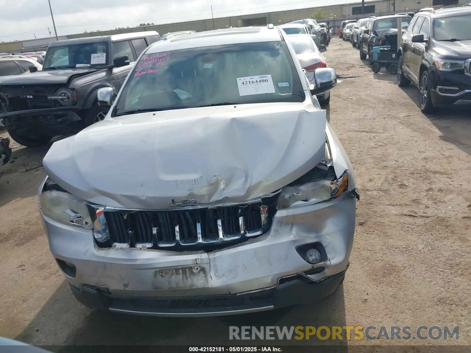 12 Photograph of a damaged car 5J8YD9H46RL006076 ACURA MDX 2024