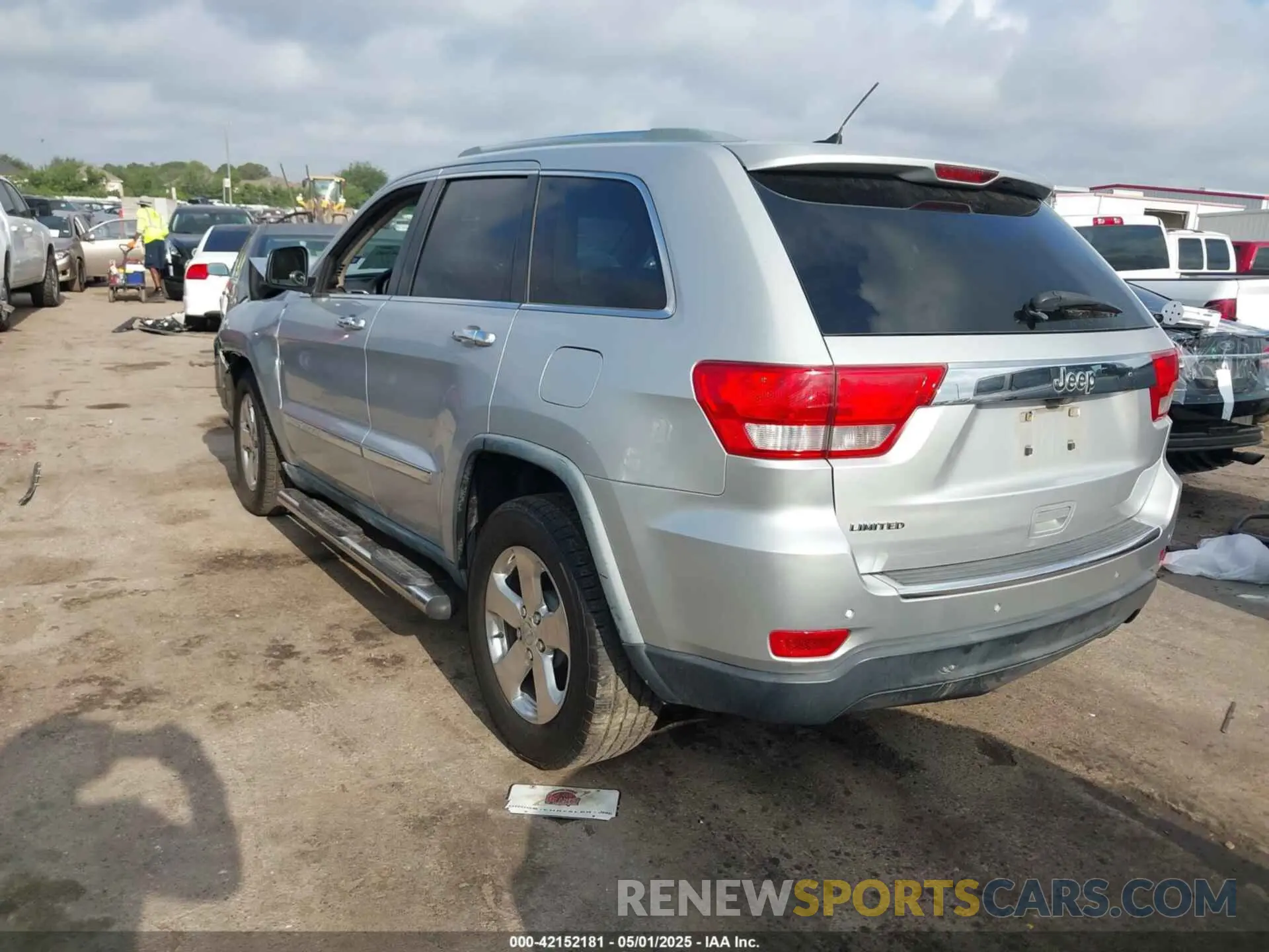 3 Photograph of a damaged car 5J8YD9H46RL006076 ACURA MDX 2024