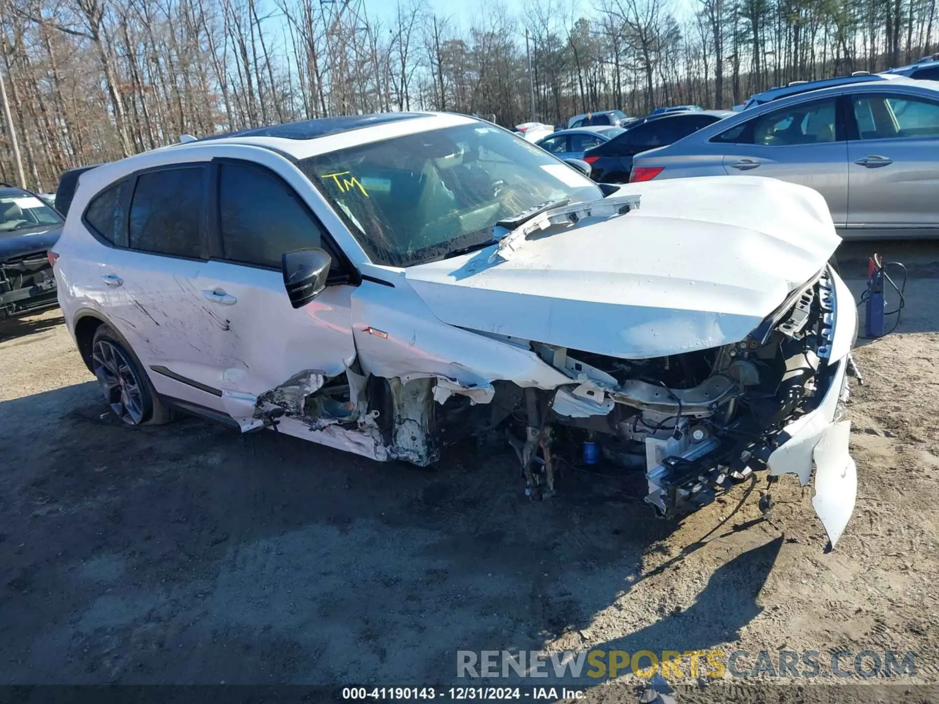 1 Photograph of a damaged car 5J8YE1H01RL009432 ACURA MDX 2024