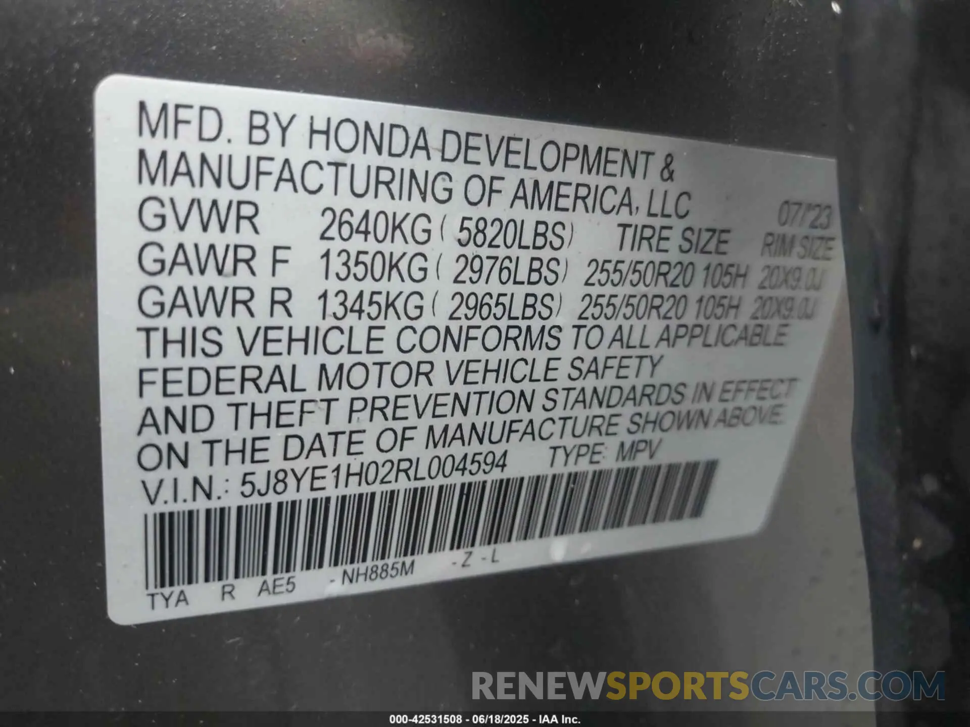 9 Photograph of a damaged car 5J8YE1H02RL004594 ACURA MDX 2024
