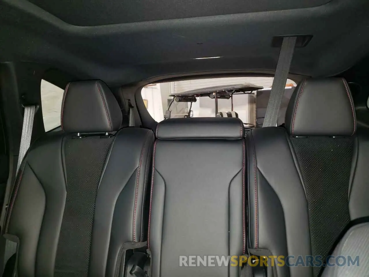 10 Photograph of a damaged car 5J8YE1H02RL014123 ACURA MDX 2024