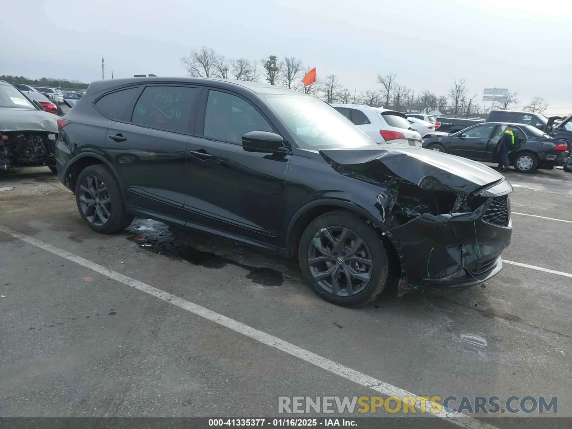 1 Photograph of a damaged car 5J8YE1H04RL014754 ACURA MDX 2024