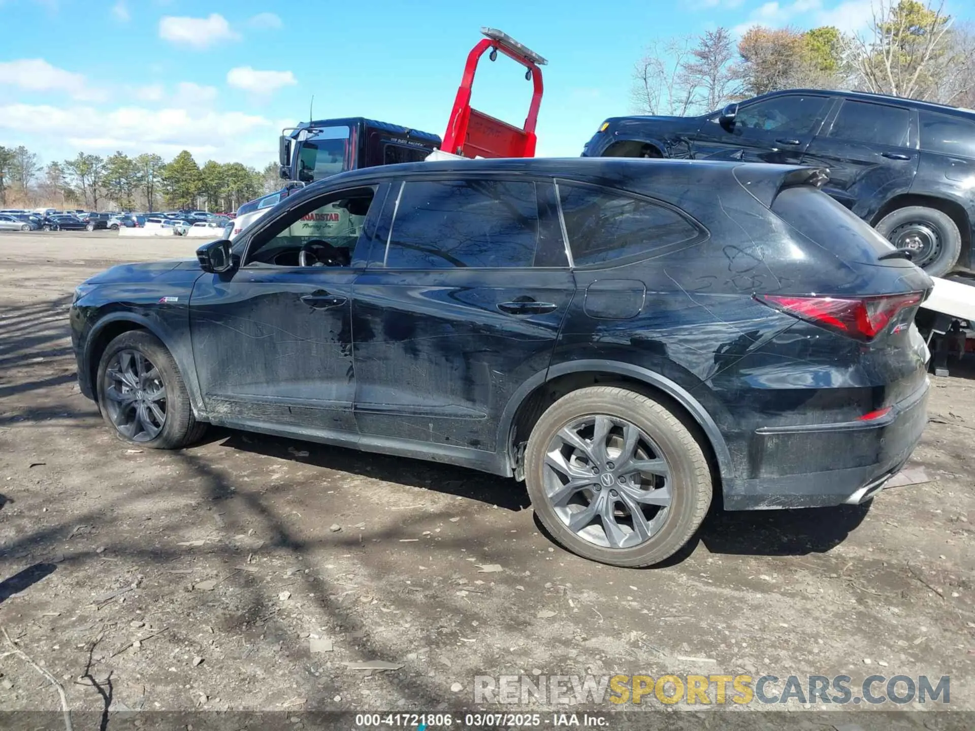 14 Photograph of a damaged car 5J8YE1H09RL010800 ACURA MDX 2024