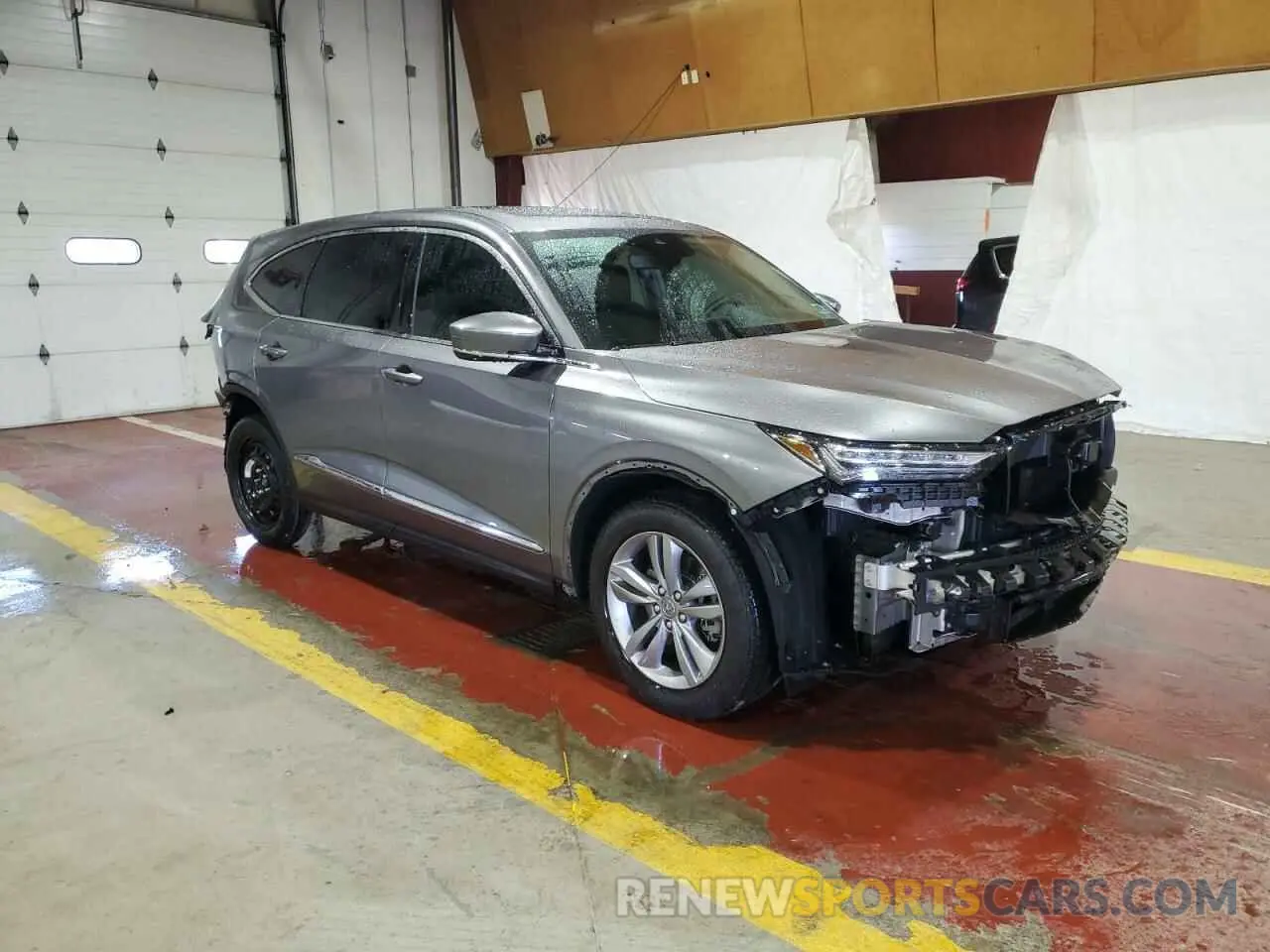 4 Photograph of a damaged car 5J8YE1H34RL034268 ACURA MDX 2024