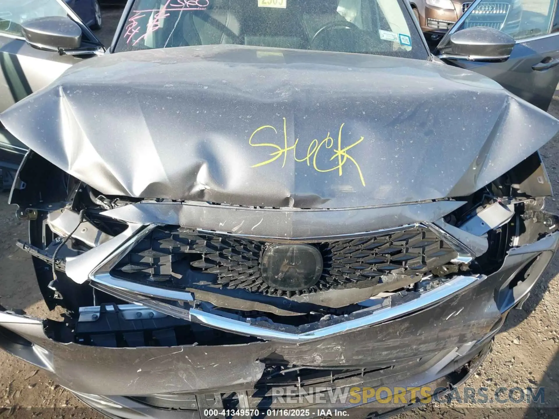 10 Photograph of a damaged car 5J8YE1H38RL035102 ACURA MDX 2024