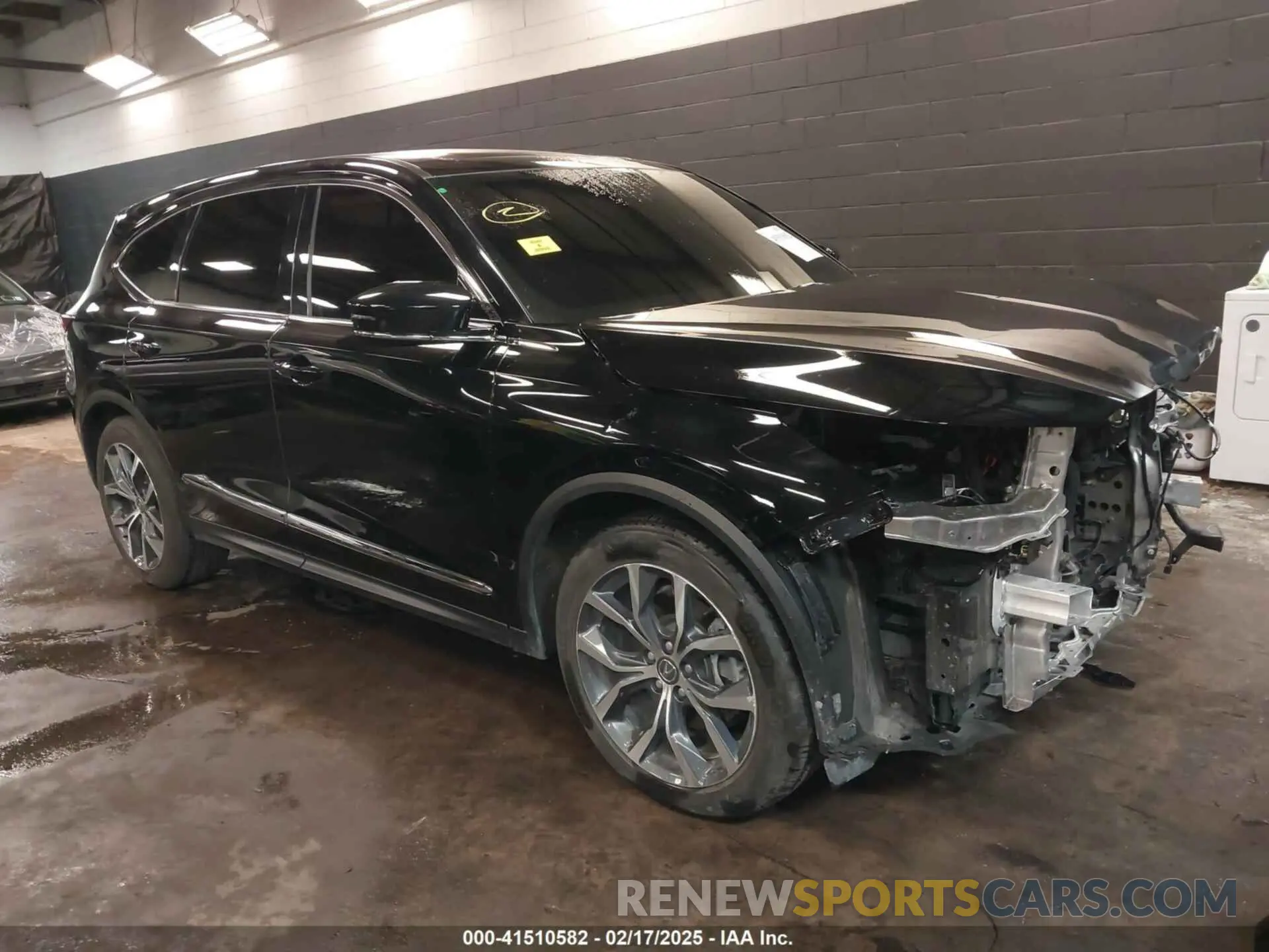 1 Photograph of a damaged car 5J8YE1H41RL010101 ACURA MDX 2024