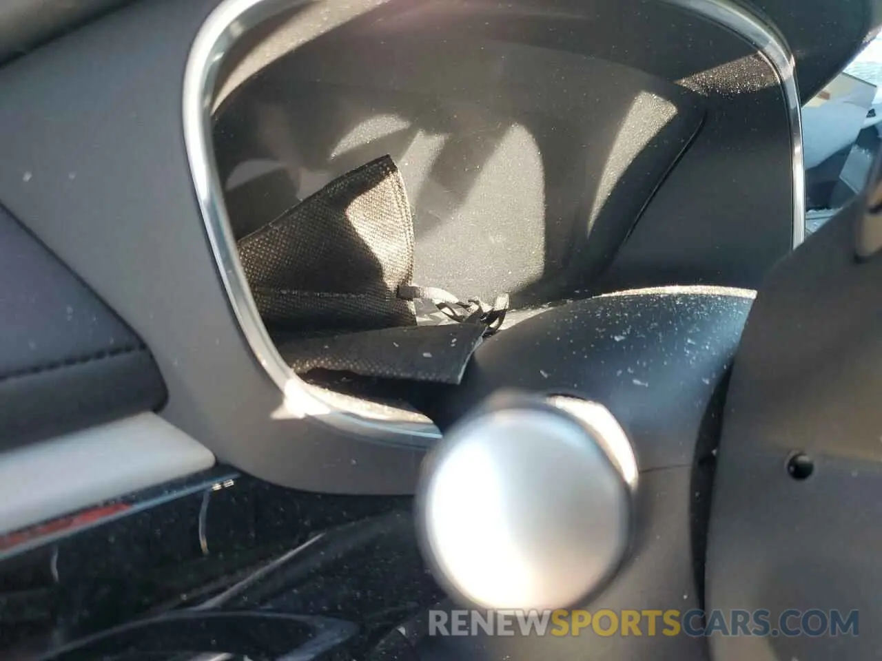 9 Photograph of a damaged car 5J8YE1H42RL035346 ACURA MDX 2024