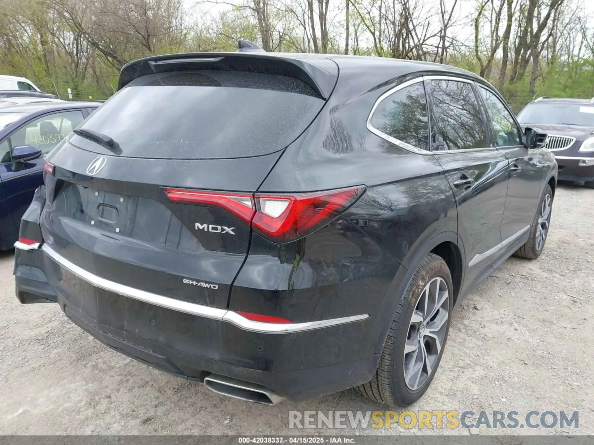 4 Photograph of a damaged car 5J8YE1H43RL025070 ACURA MDX 2024