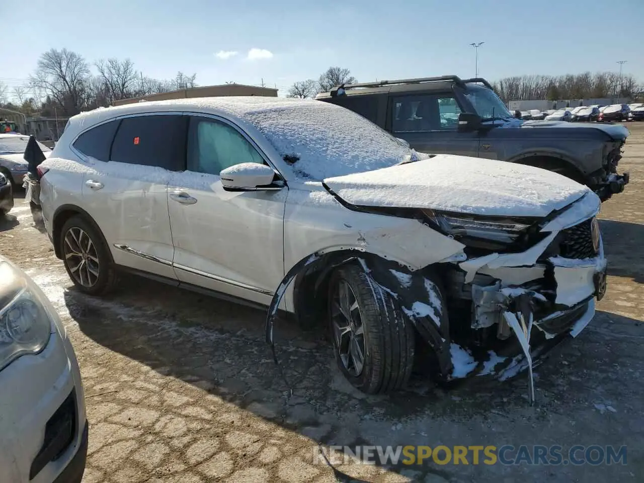 4 Photograph of a damaged car 5J8YE1H43RL032083 ACURA MDX 2024