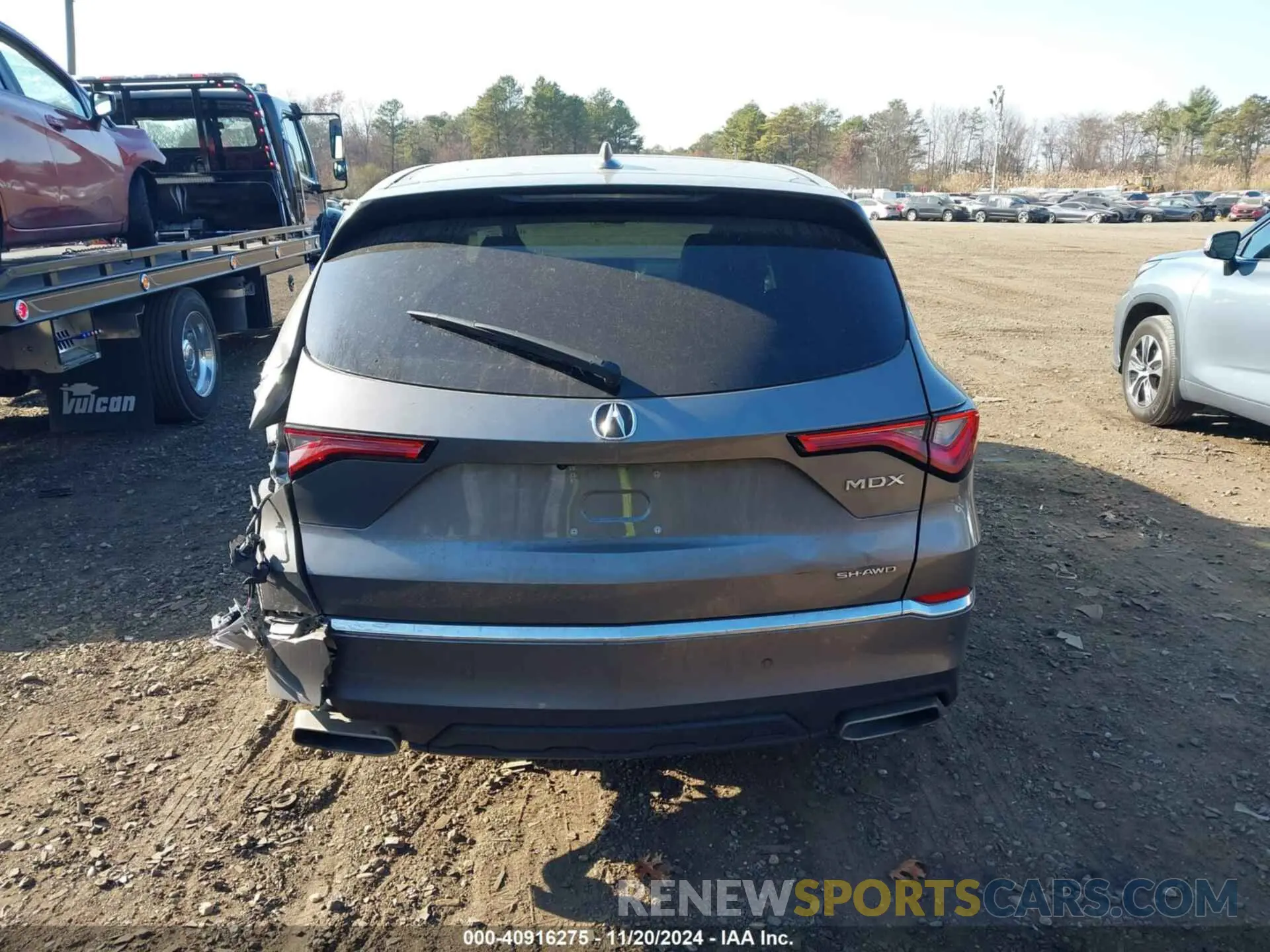 17 Photograph of a damaged car 5J8YE1H45RL024731 ACURA MDX 2024