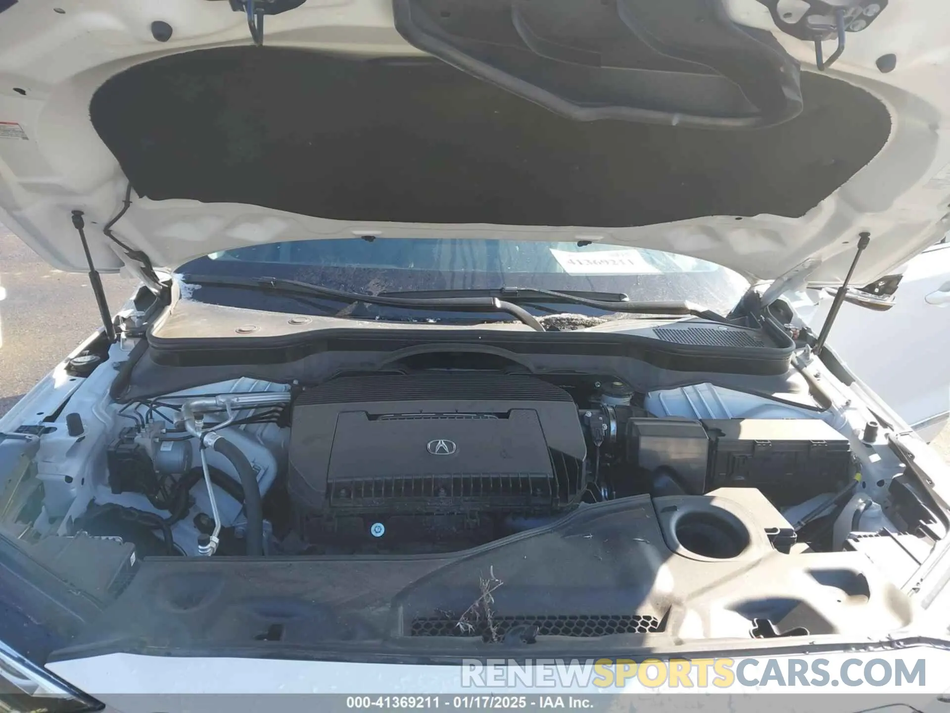10 Photograph of a damaged car 5J8YE1H48RL003453 ACURA MDX 2024