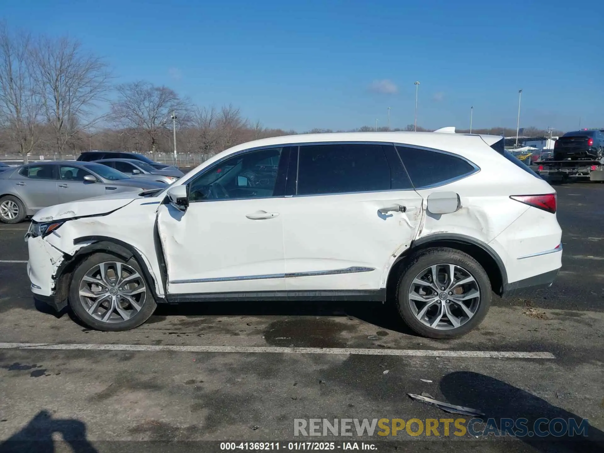 14 Photograph of a damaged car 5J8YE1H48RL003453 ACURA MDX 2024