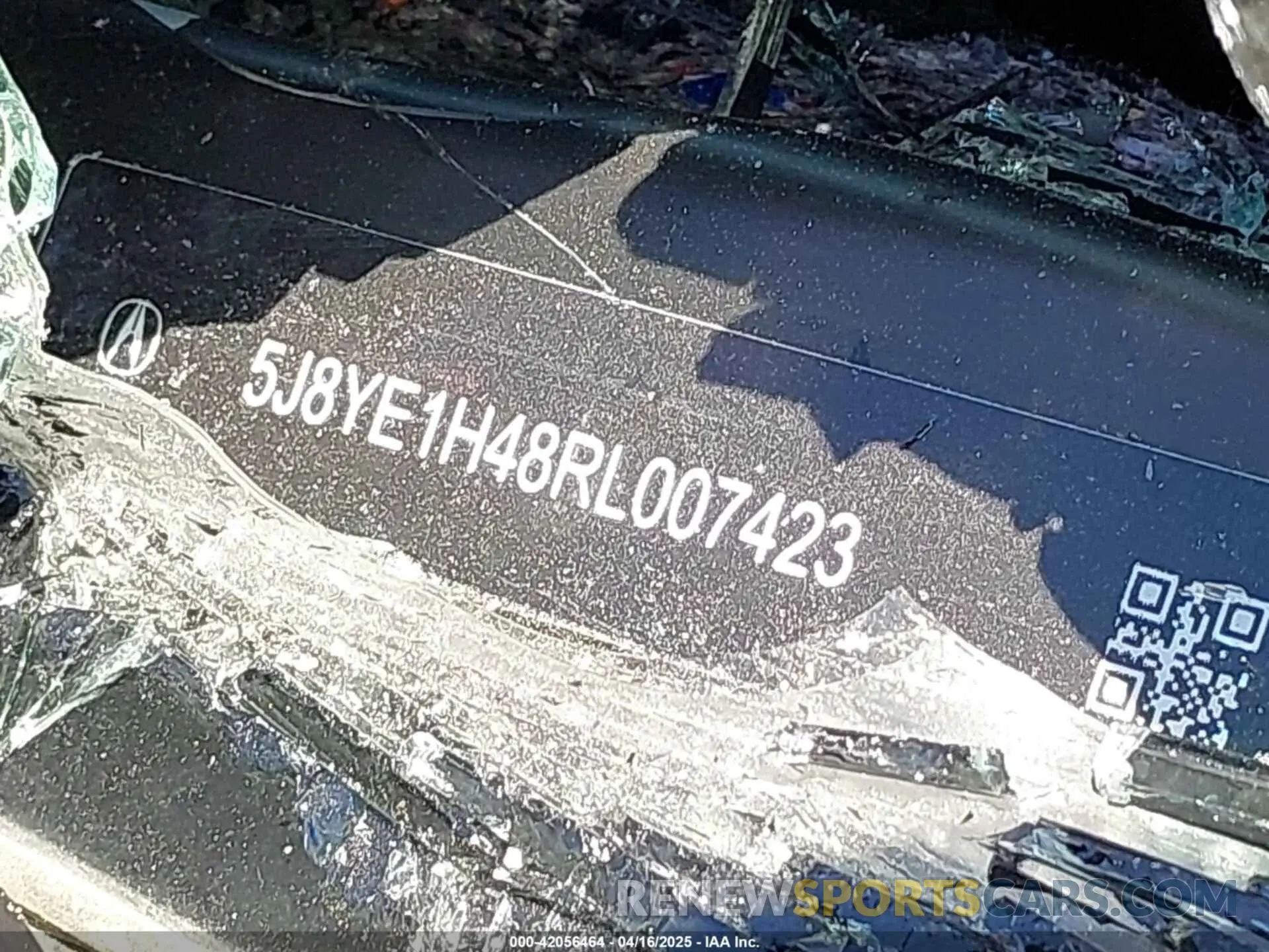 9 Photograph of a damaged car 5J8YE1H48RL007423 ACURA MDX 2024