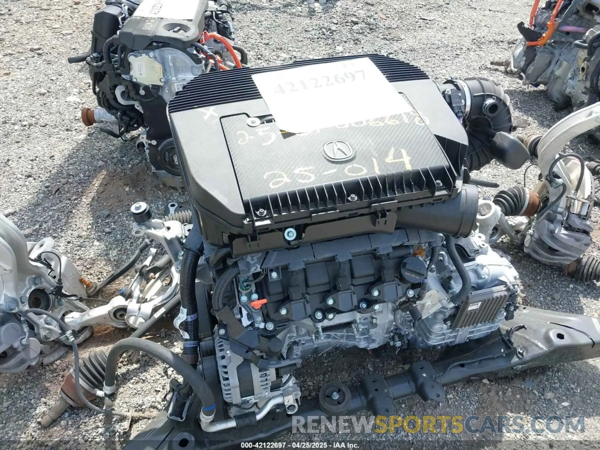 2 Photograph of a damaged car 5J8YE1H02SL010059 ACURA MDX 2025