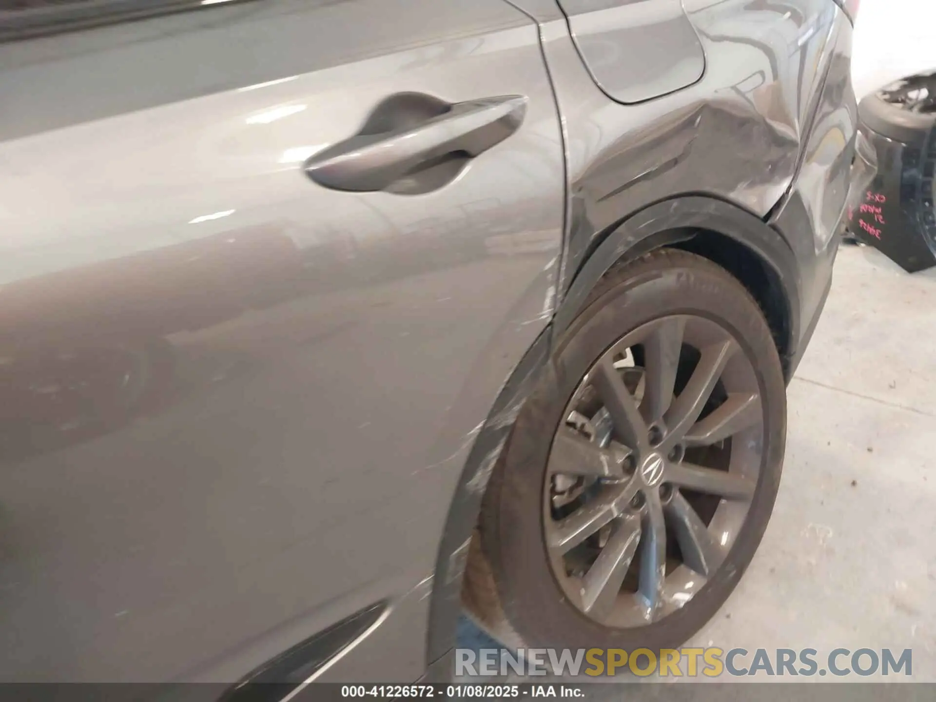 6 Photograph of a damaged car 5J8YE1H05SL003218 ACURA MDX 2025