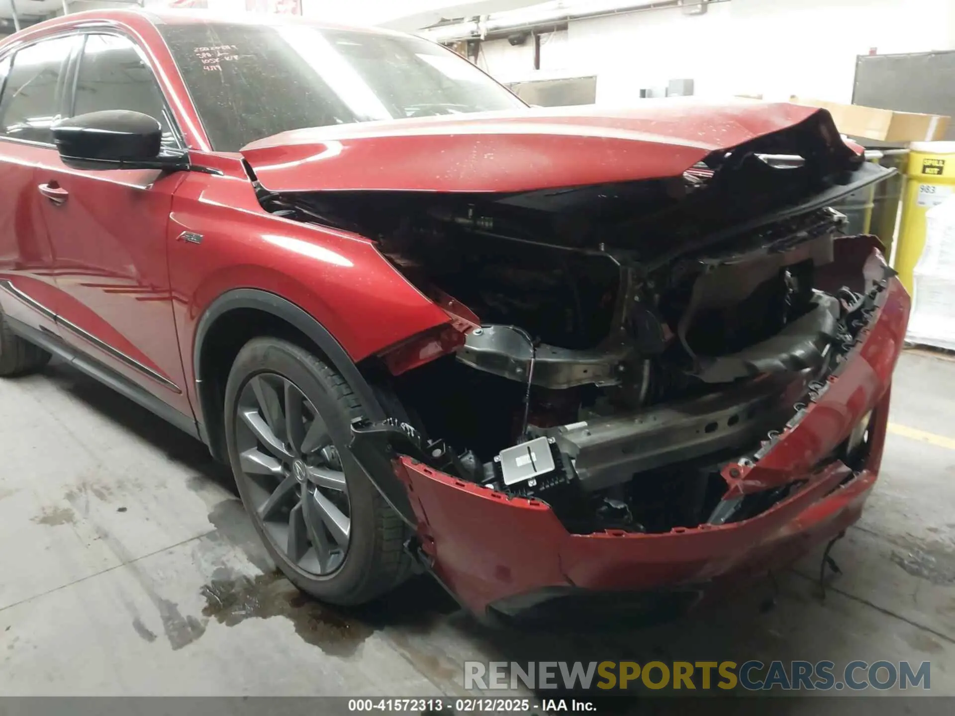 6 Photograph of a damaged car 5J8YE1H06SL004314 ACURA MDX 2025