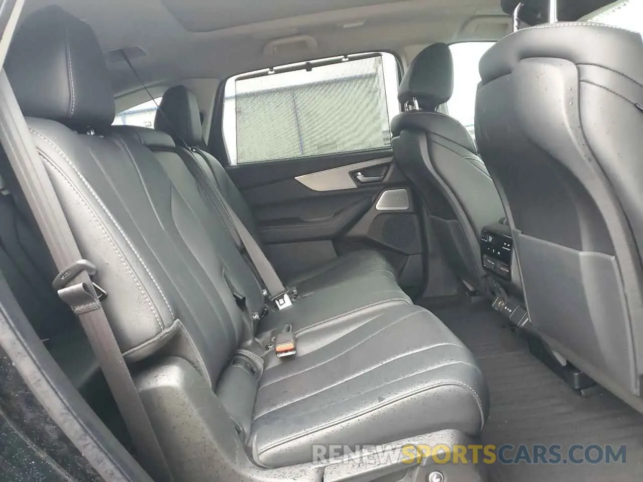 11 Photograph of a damaged car 5J8YE1H41SL007379 ACURA MDX 2025
