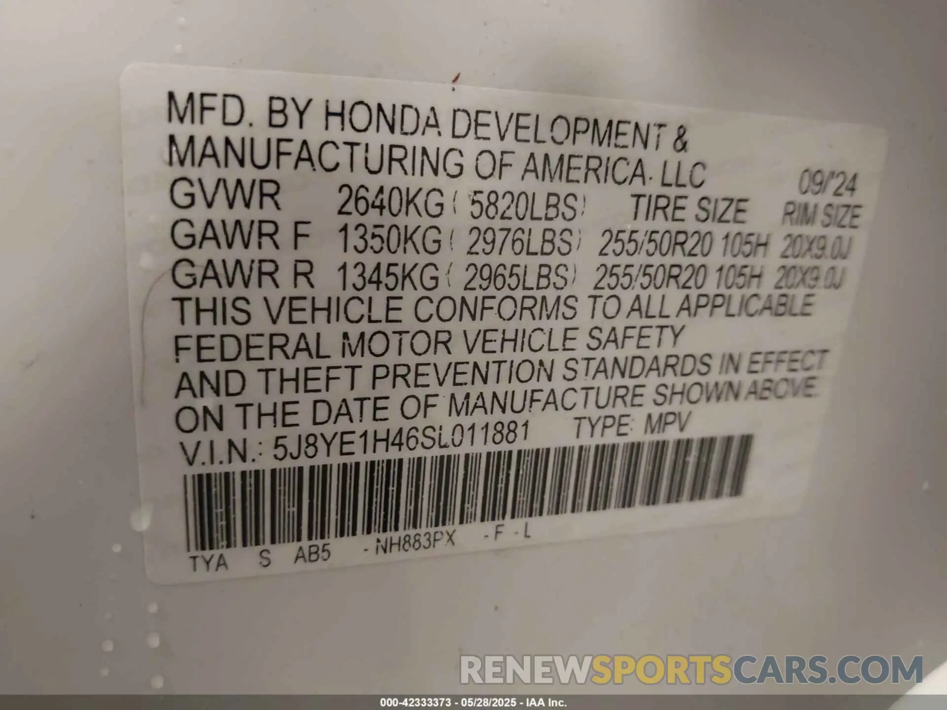 9 Photograph of a damaged car 5J8YE1H46SL011881 ACURA MDX 2025
