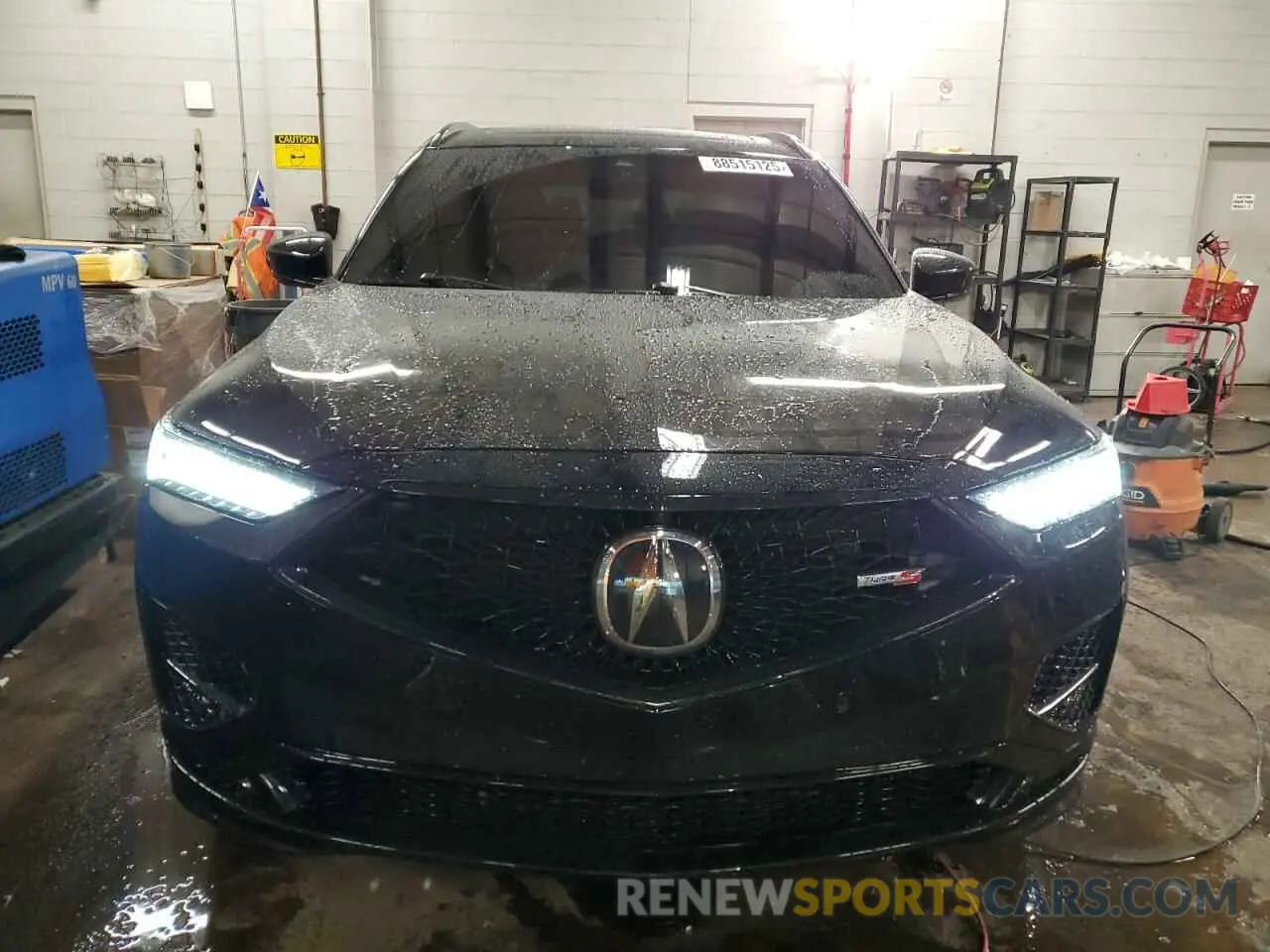5 Photograph of a damaged car 5J8YD8H80PL003992 ACURA MDX TYPE S 2023